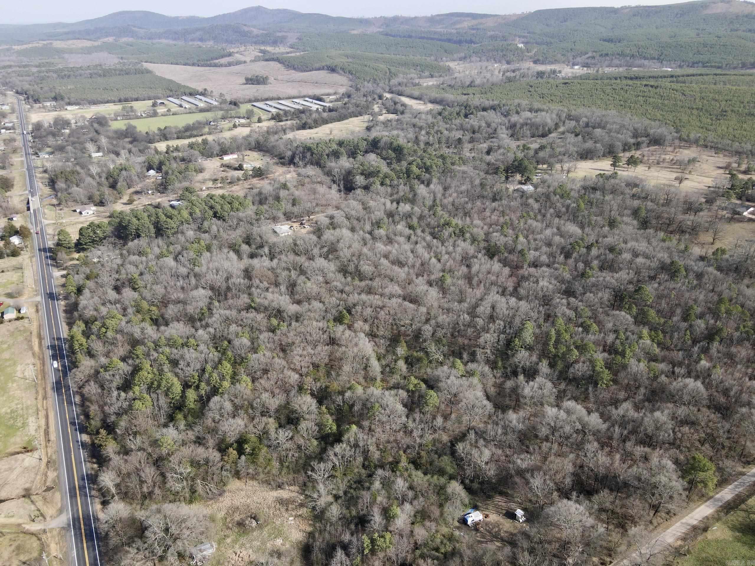 201  Oak Hill  Adona, AR