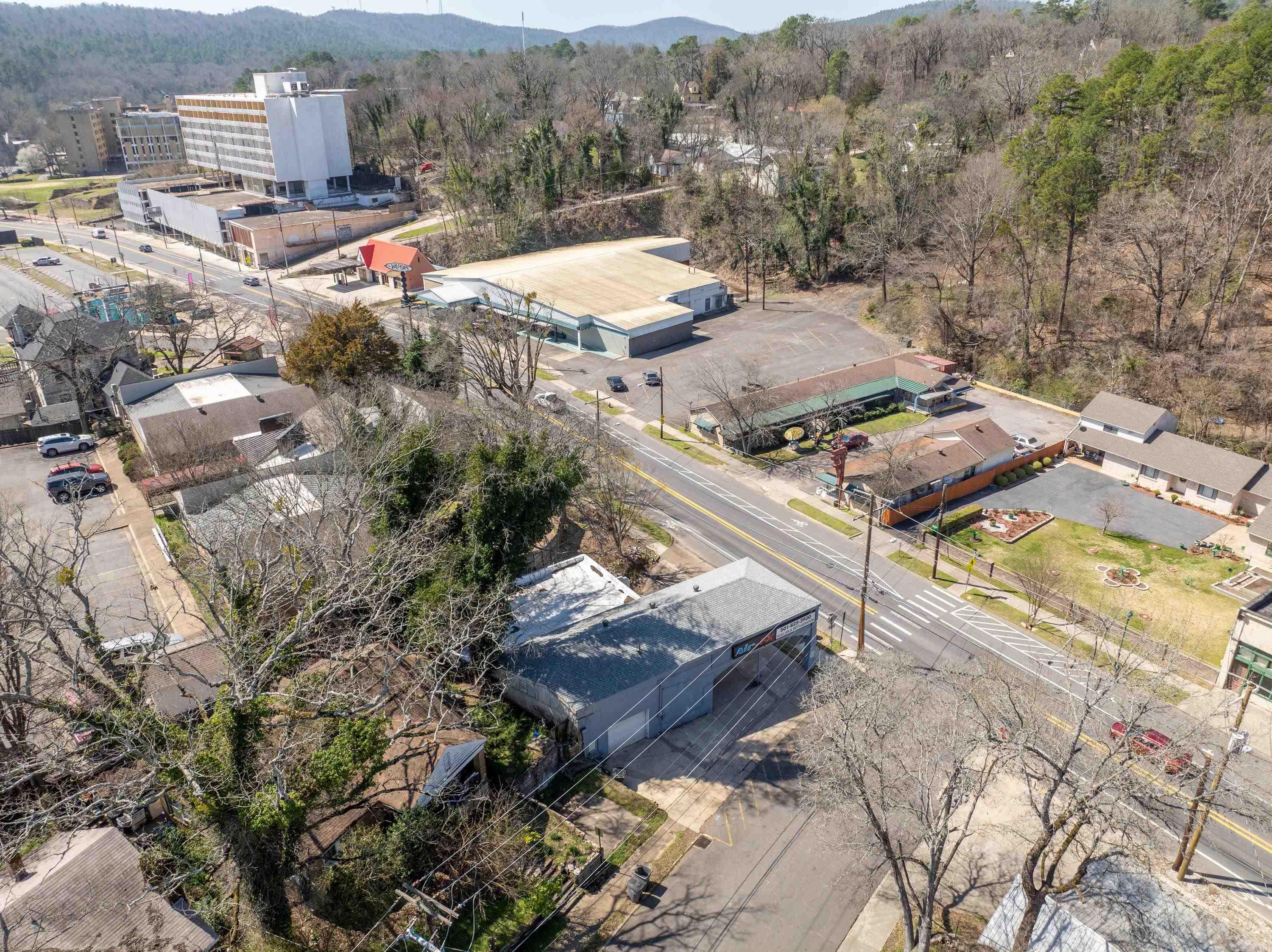 340  Park  Hot Springs, AR