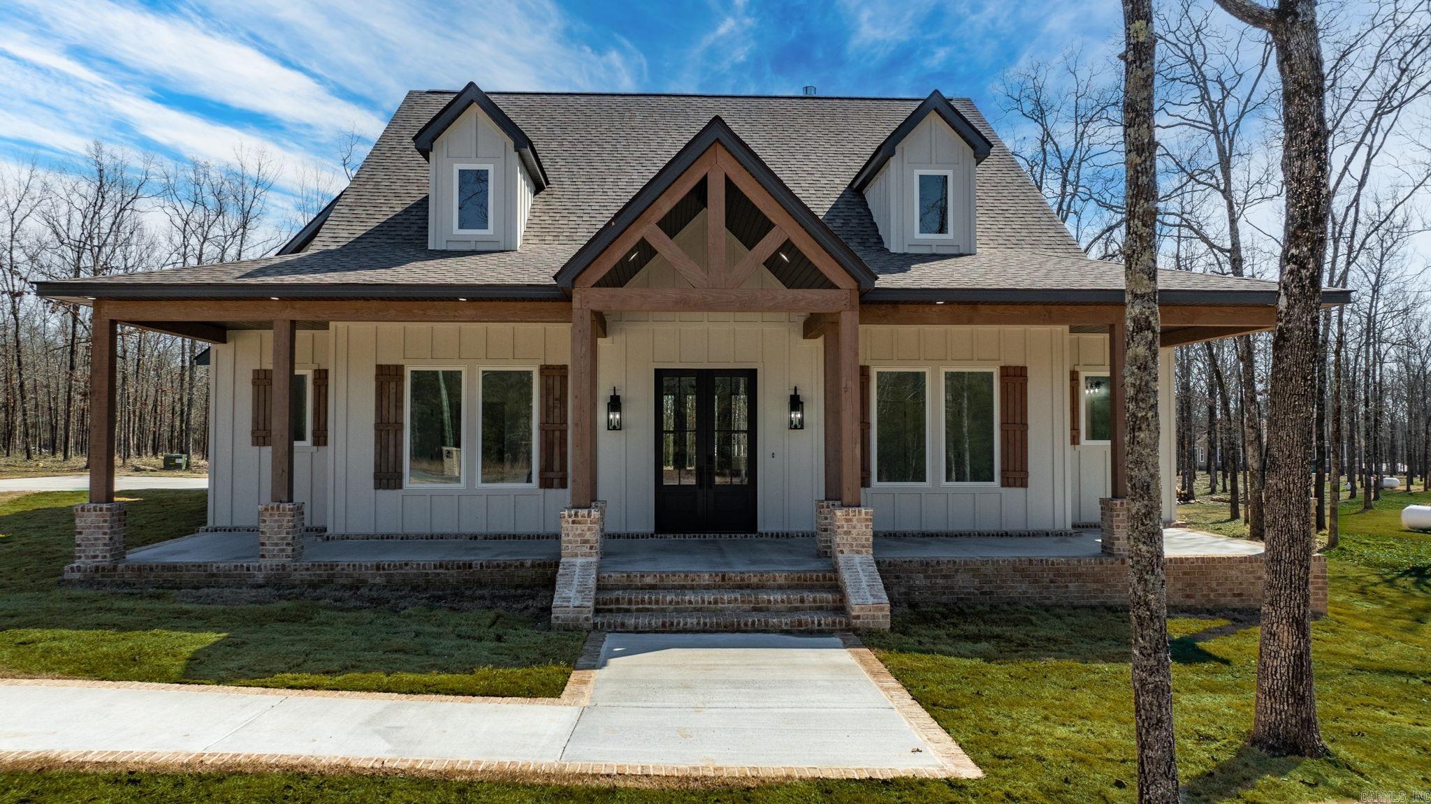 353 Hilltop Dr.