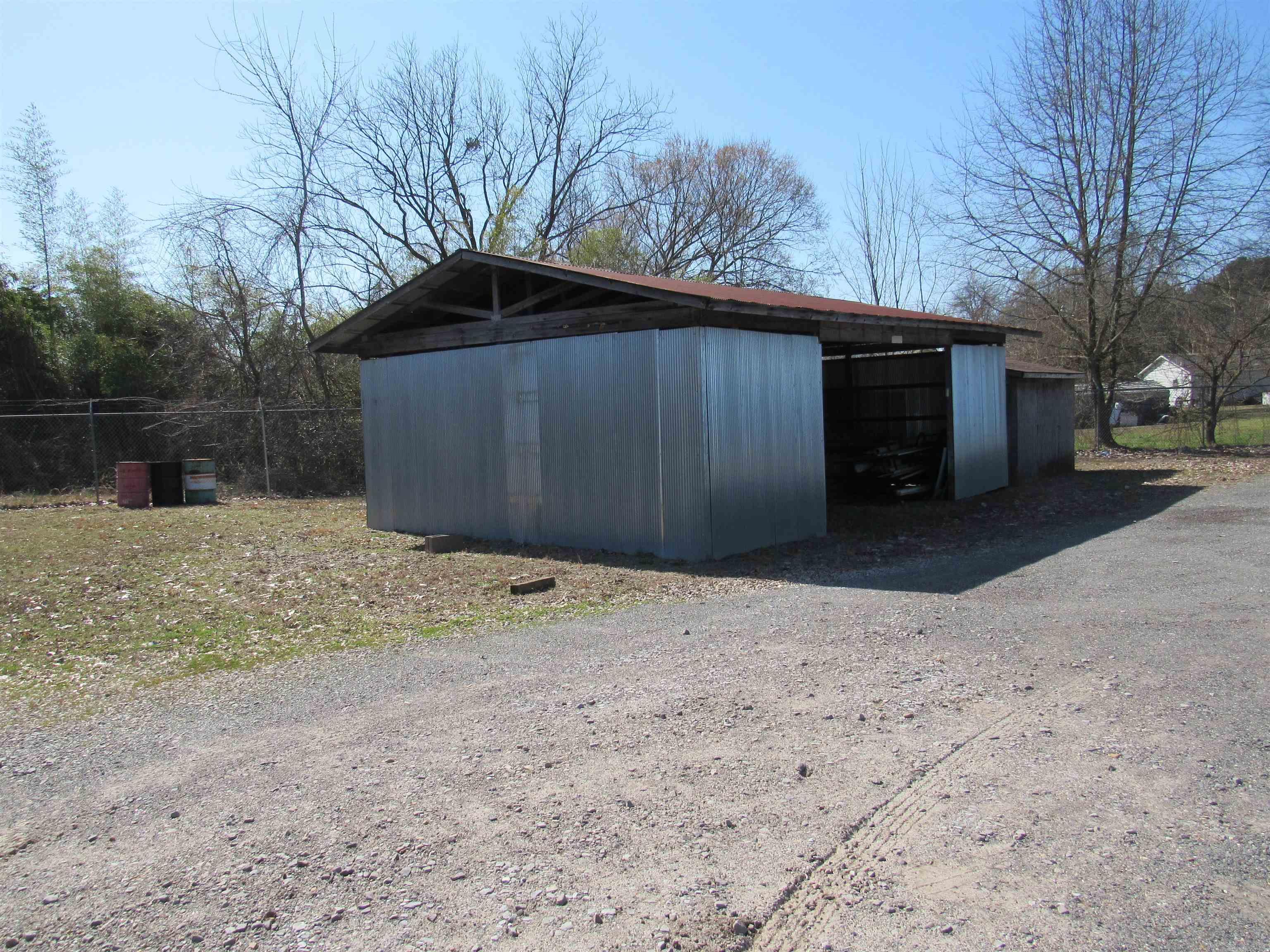 1611 W BROADWAY  Morrilton, AR