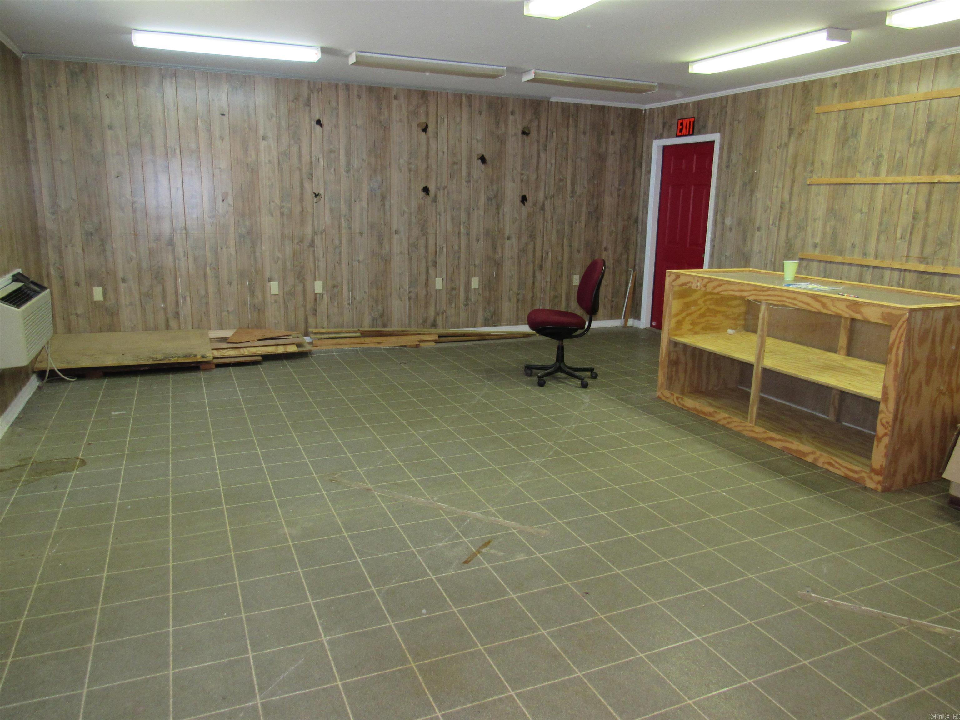 1611 W BROADWAY  Morrilton, AR