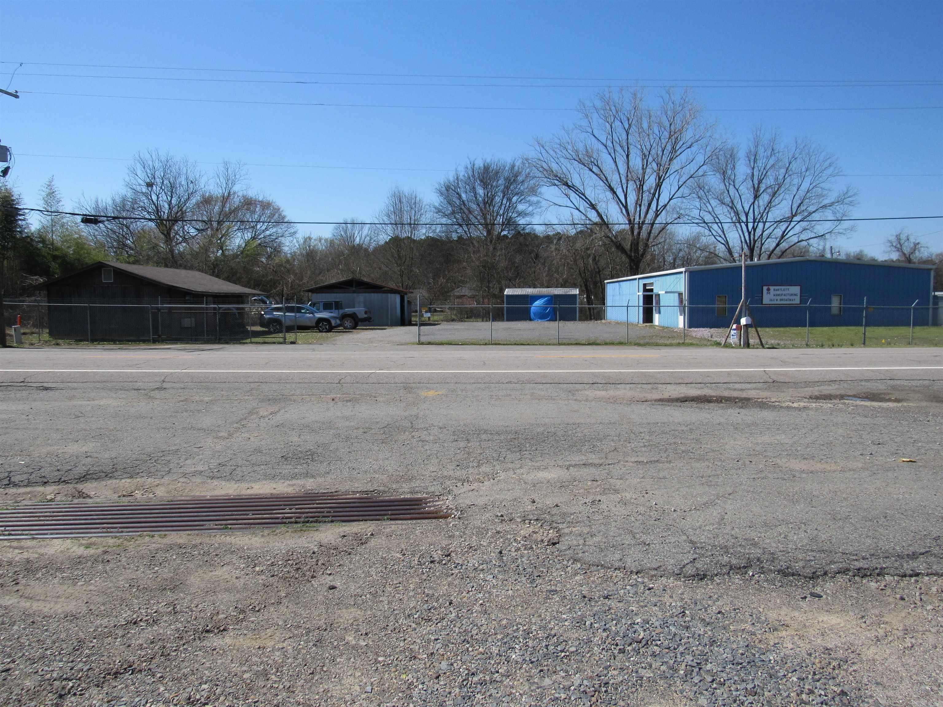1611 W BROADWAY  Morrilton, AR