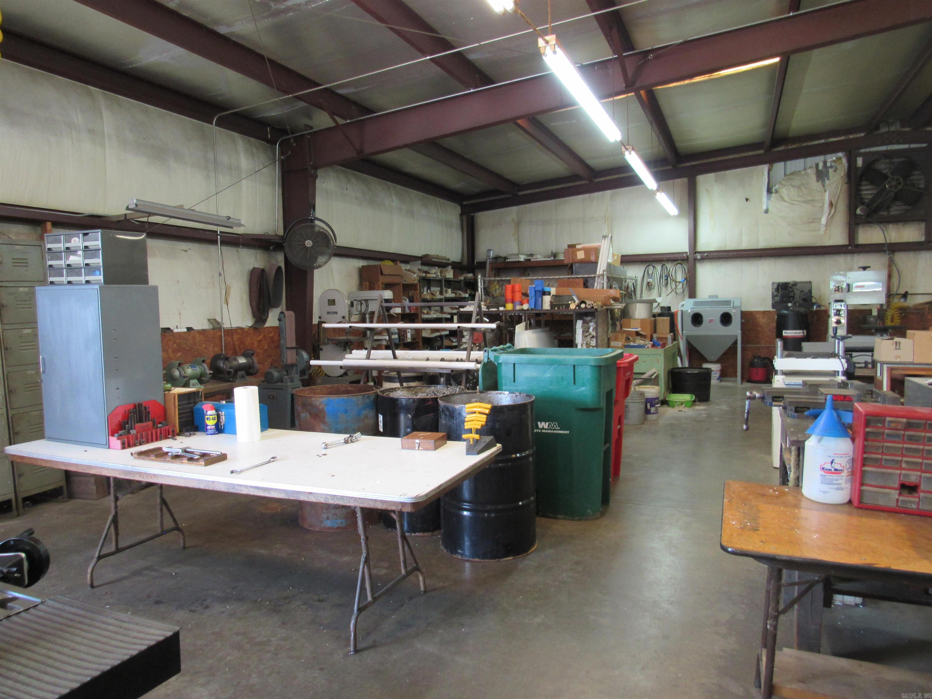 1611 W BROADWAY  Morrilton, AR