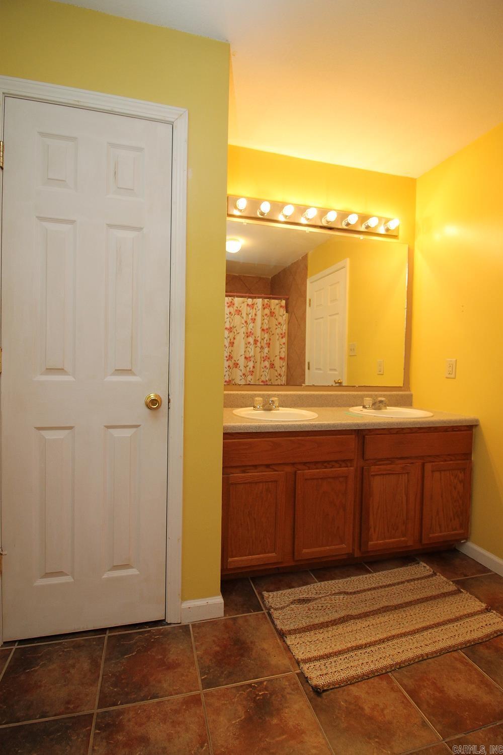 1021 S Stewart  Rector, AR