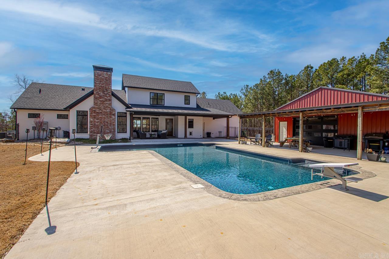 1520  Midland  Alexander, AR