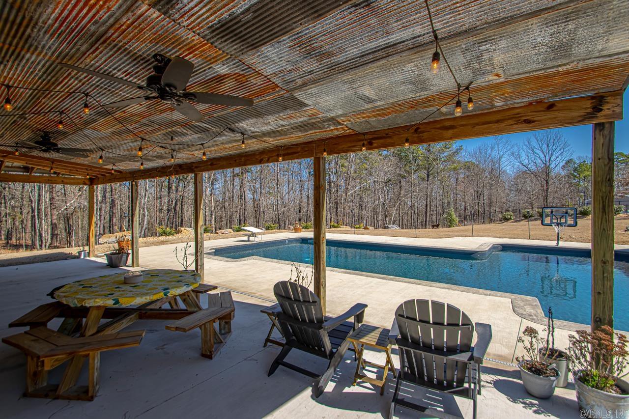 1520  Midland  Alexander, AR
