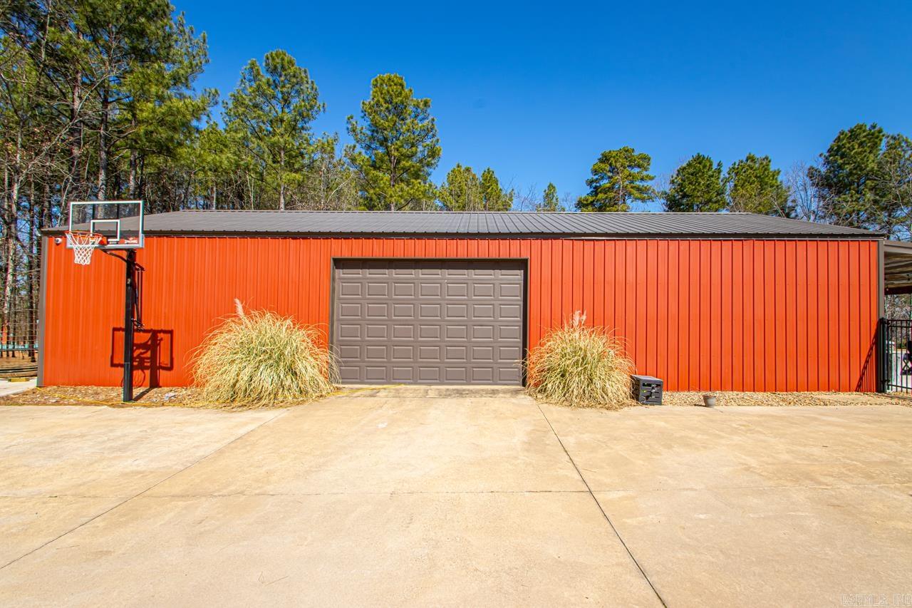 1520  Midland  Alexander, AR
