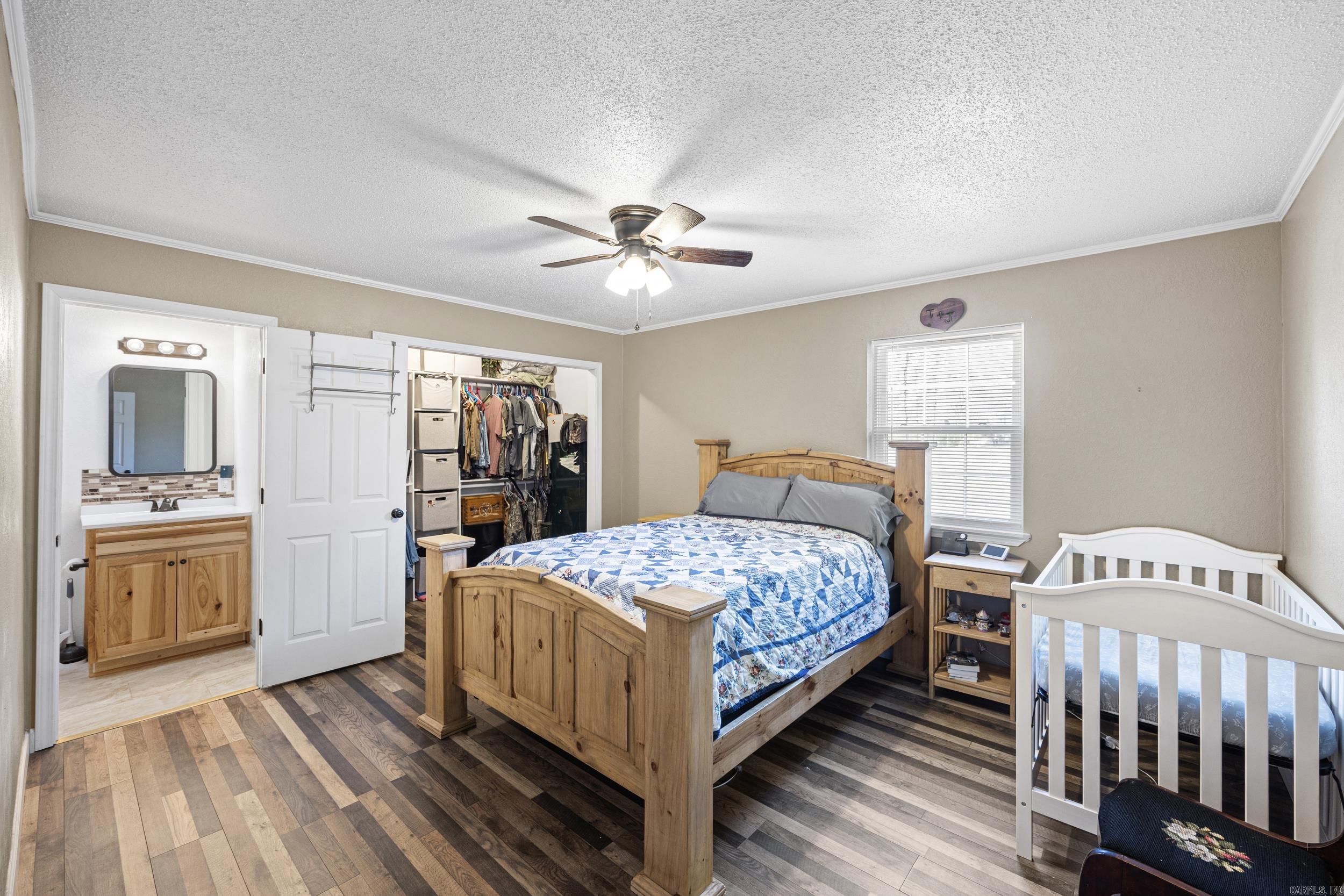 7136  Highway 333  London, AR