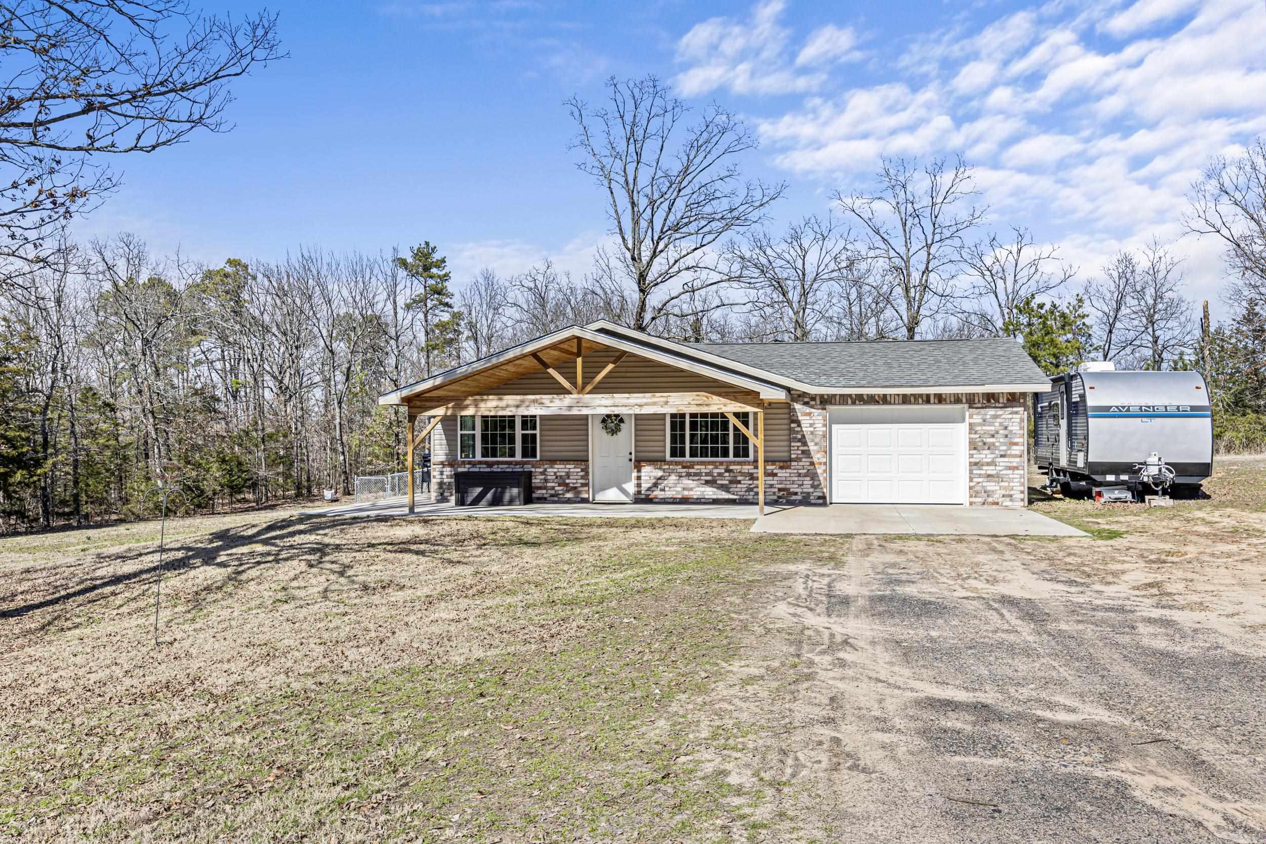 7136  Highway 333  London, AR