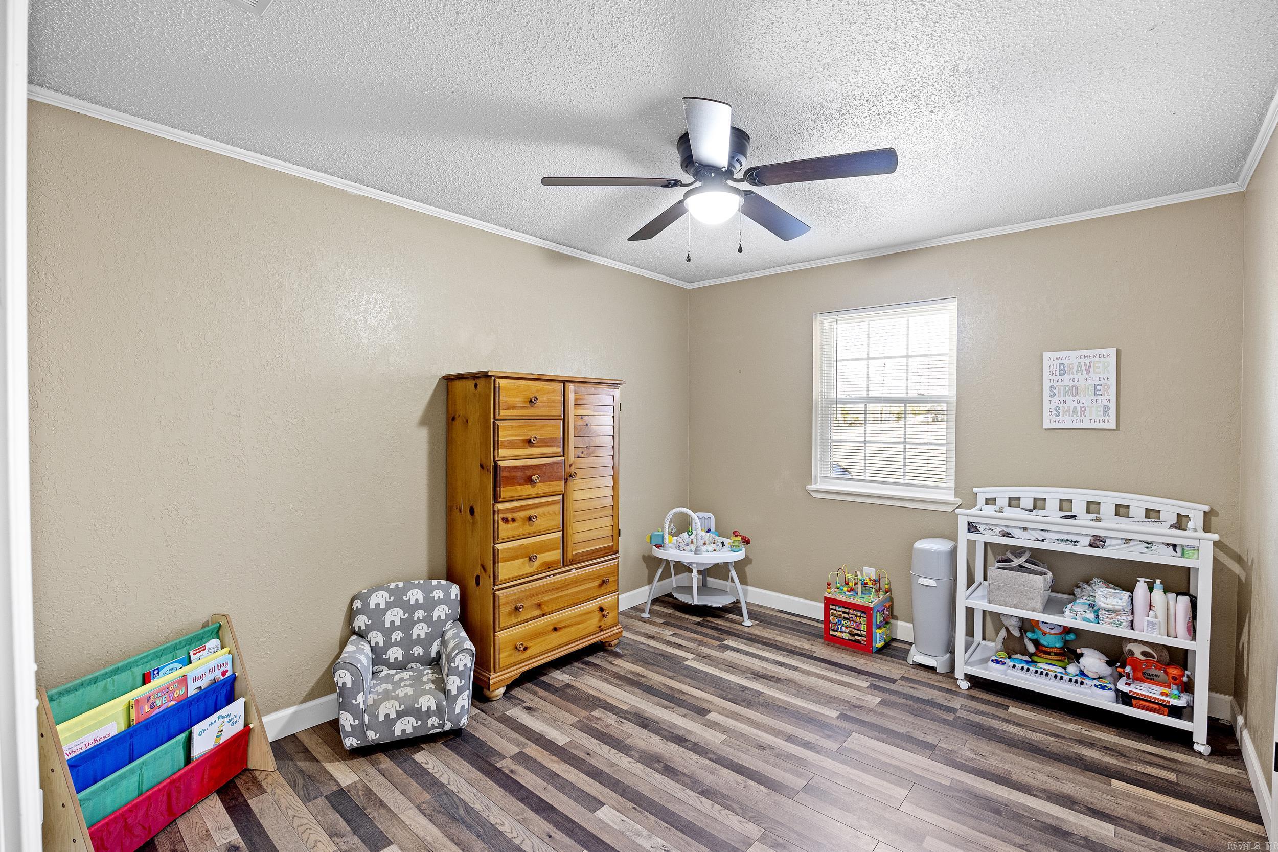 7136  Highway 333  London, AR