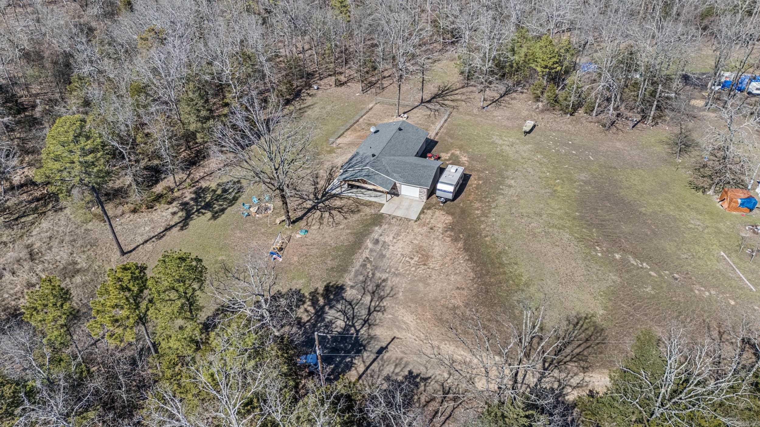 7136  Highway 333  London, AR
