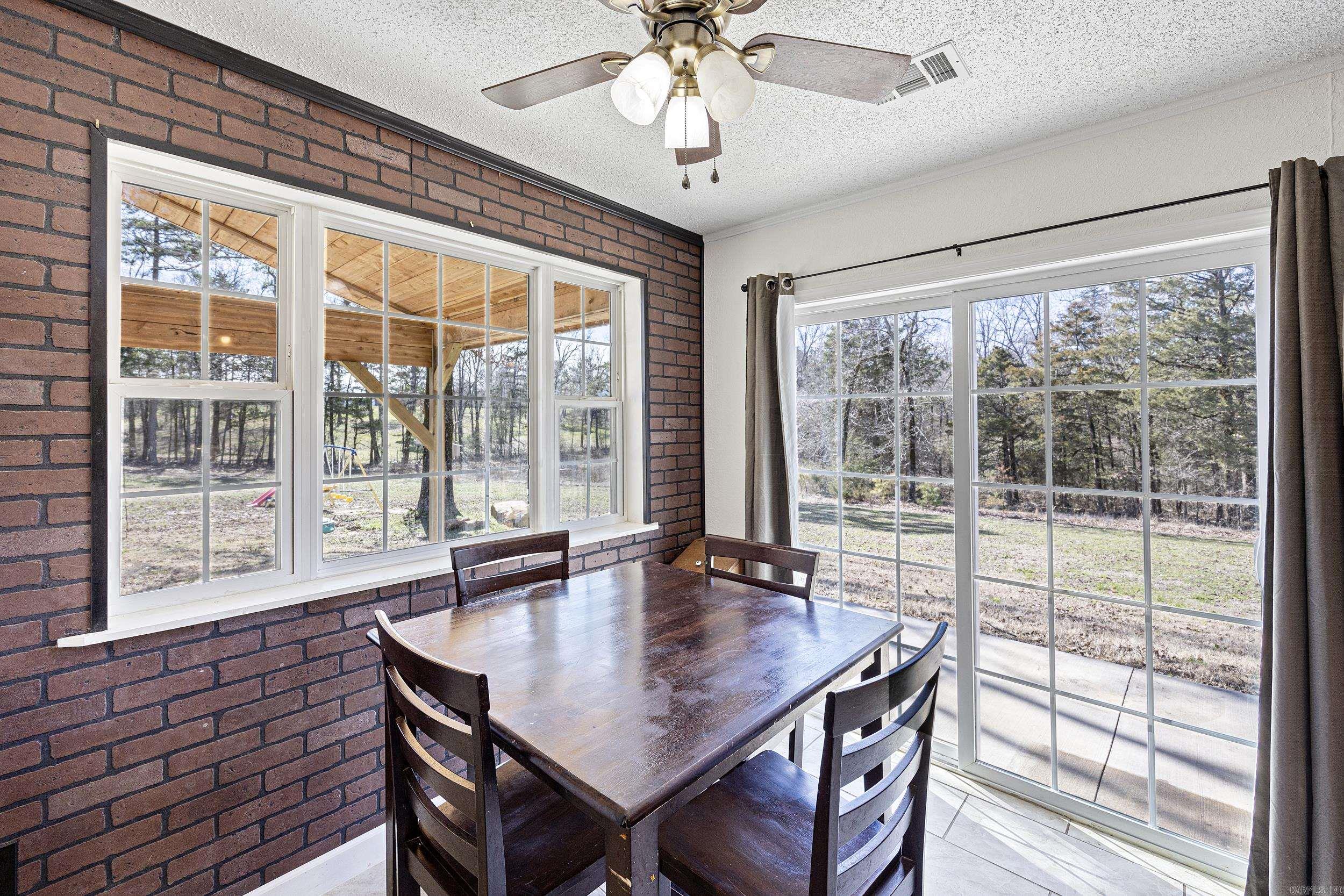 7136  Highway 333  London, AR