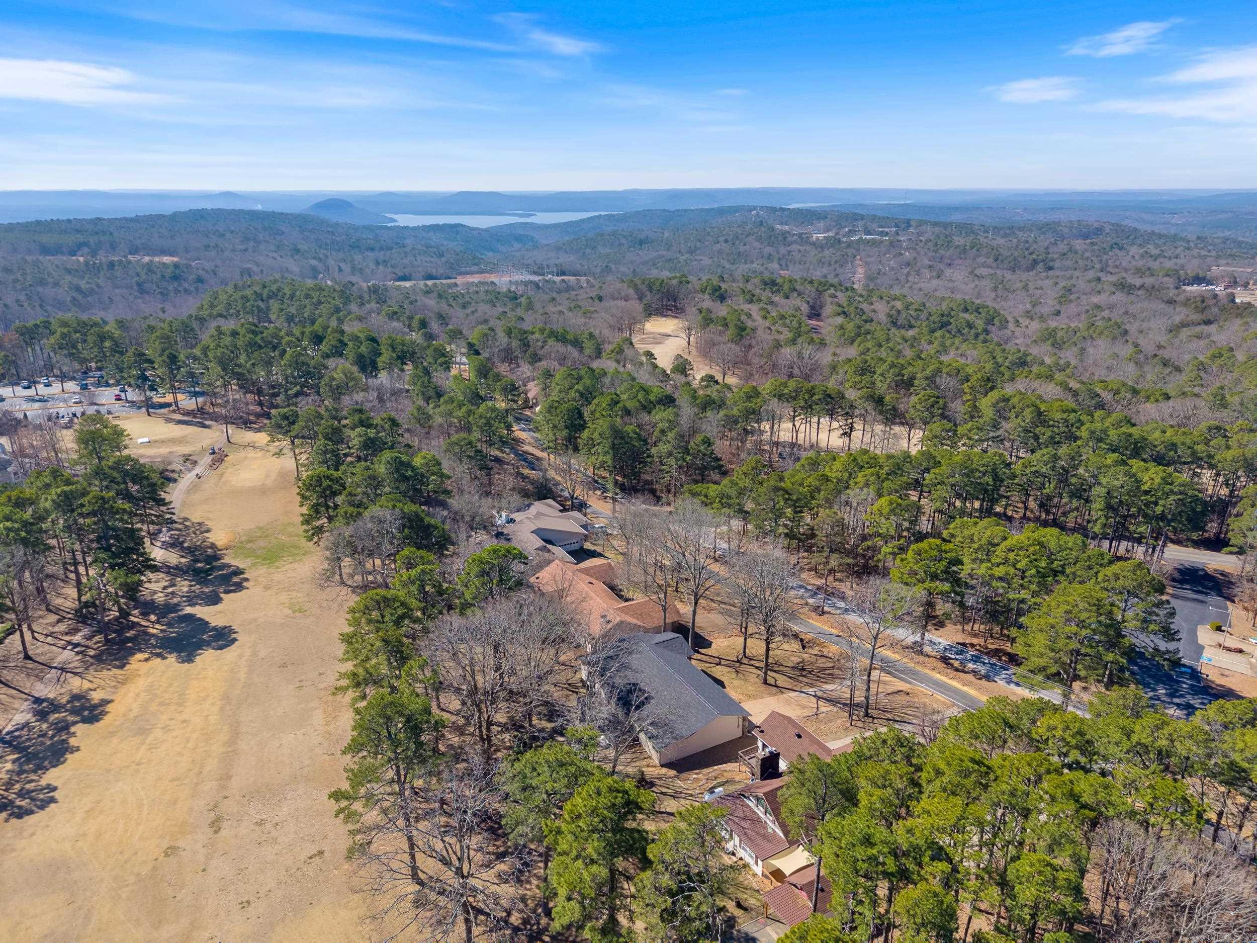 315  Snead  Fairfield Bay, AR