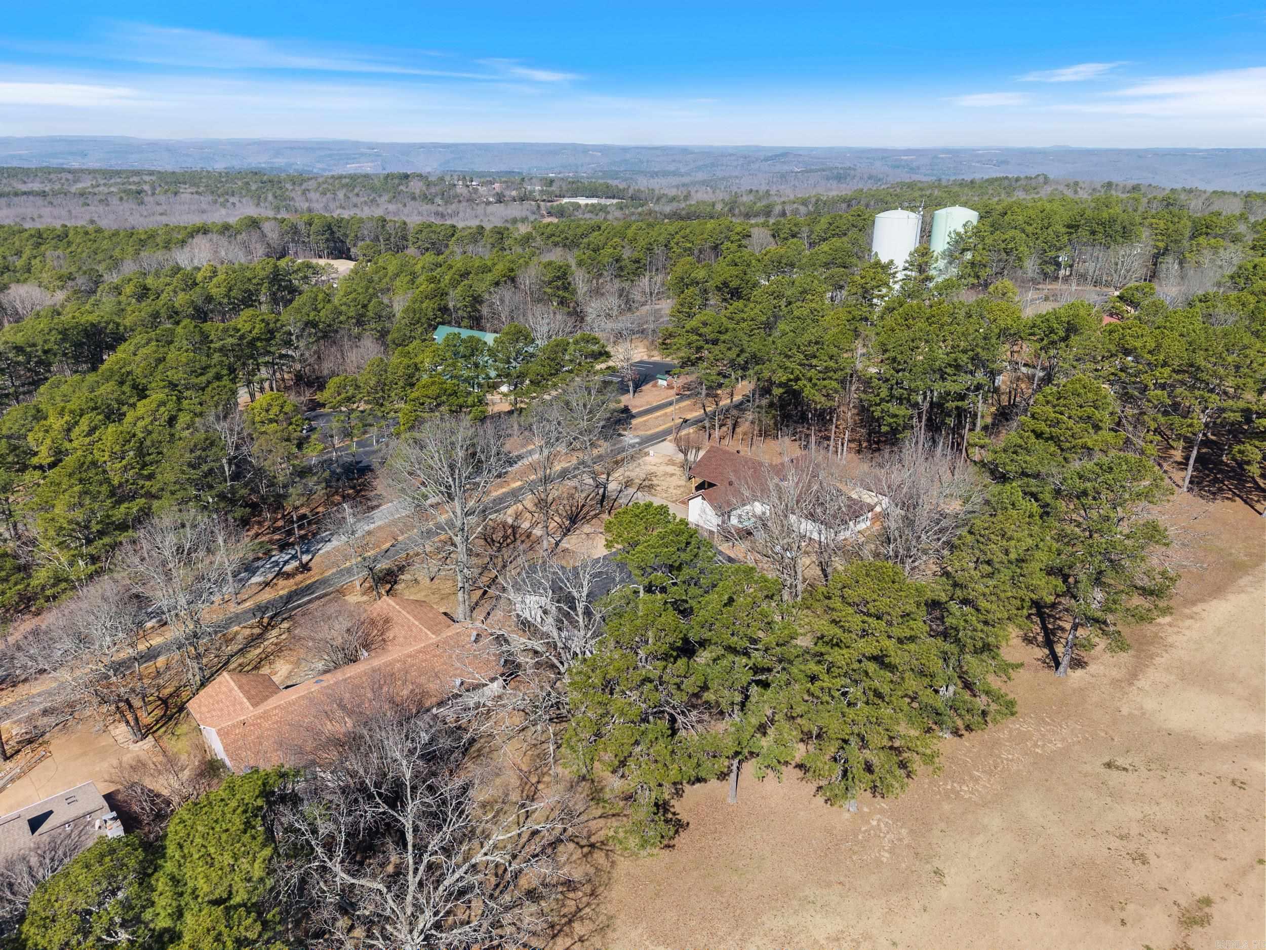 315  Snead  Fairfield Bay, AR