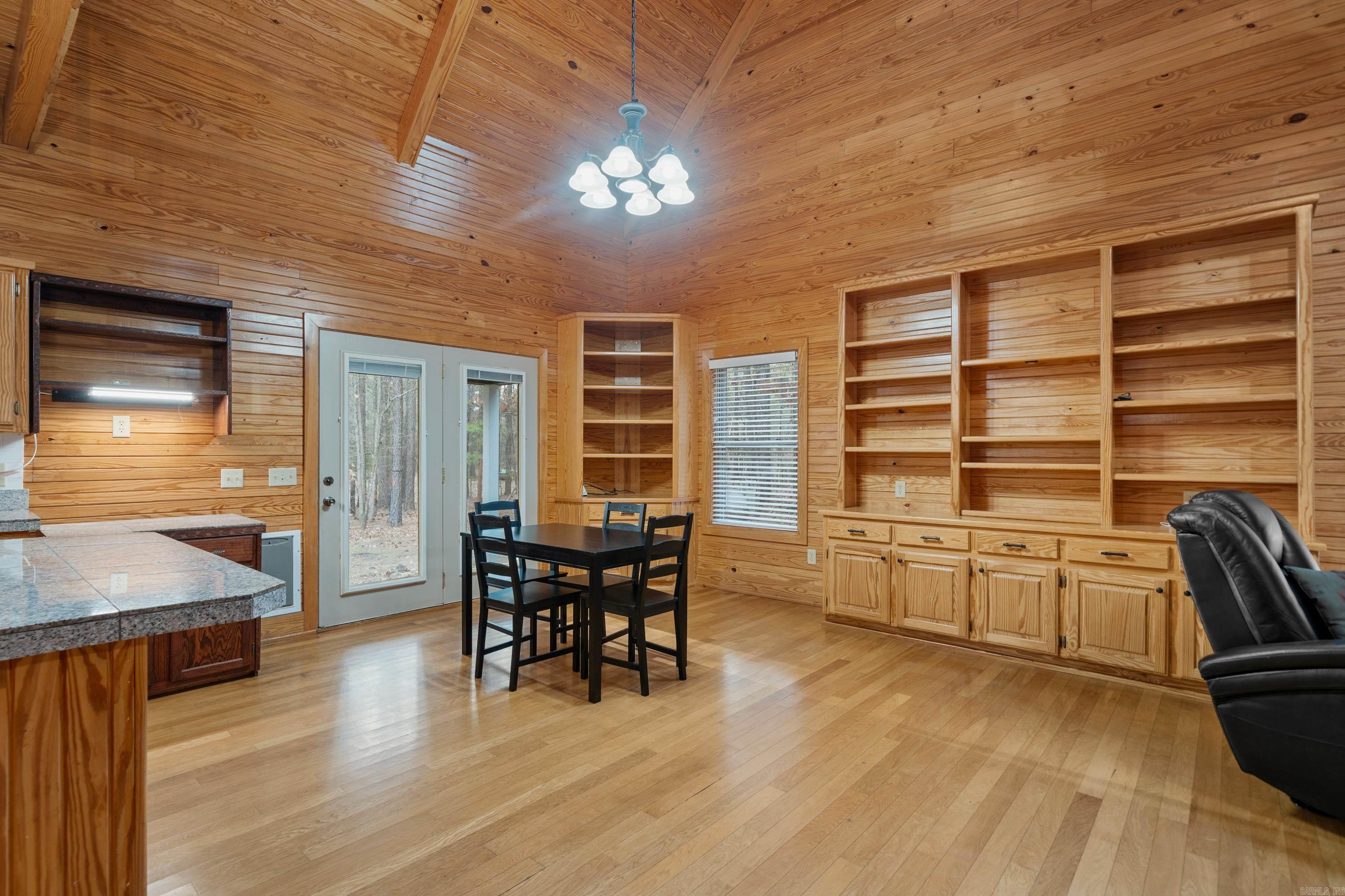 89  Woodland Springs  Mount Ida, AR