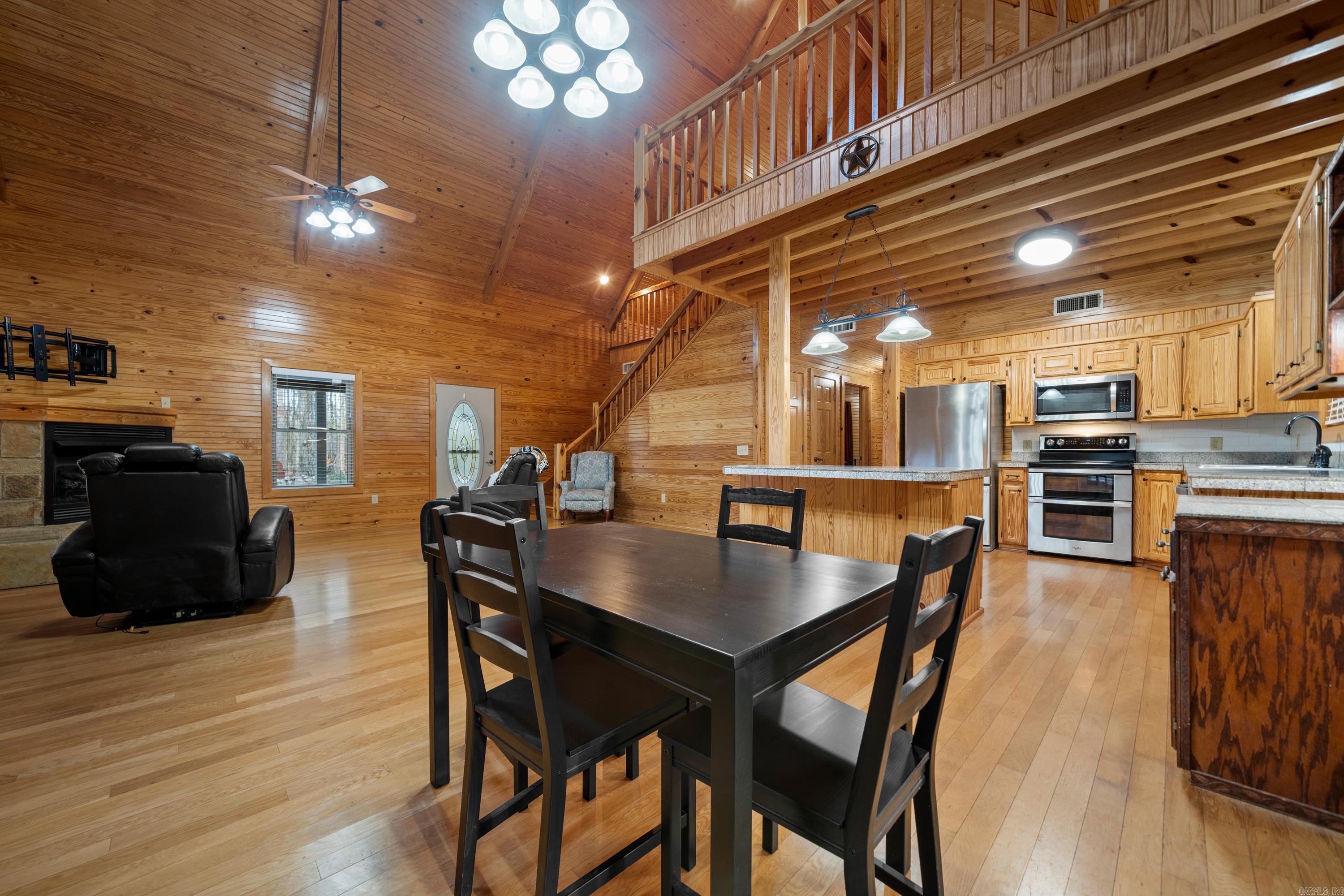 89  Woodland Springs  Mount Ida, AR