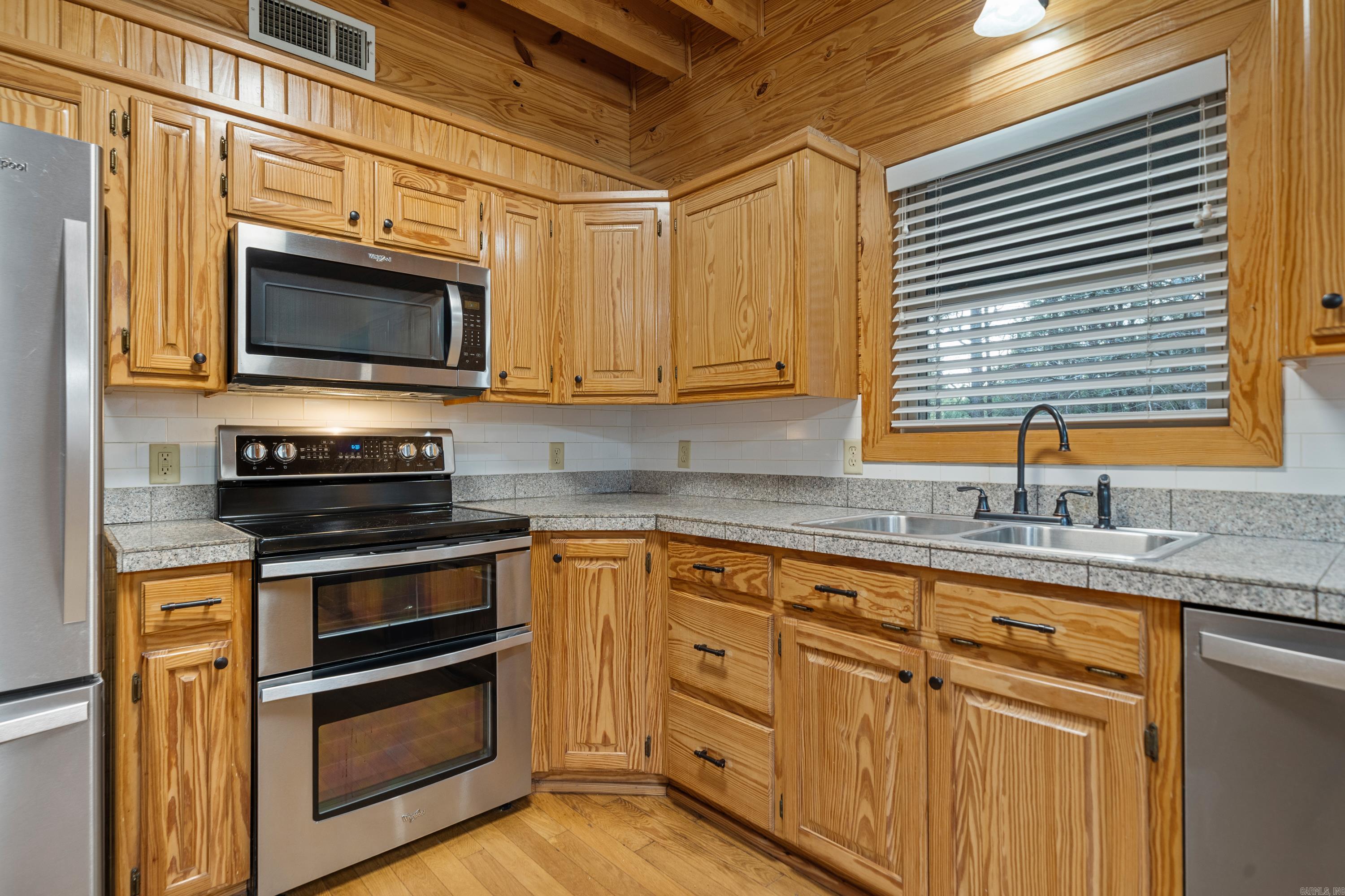 89  Woodland Springs  Mount Ida, AR