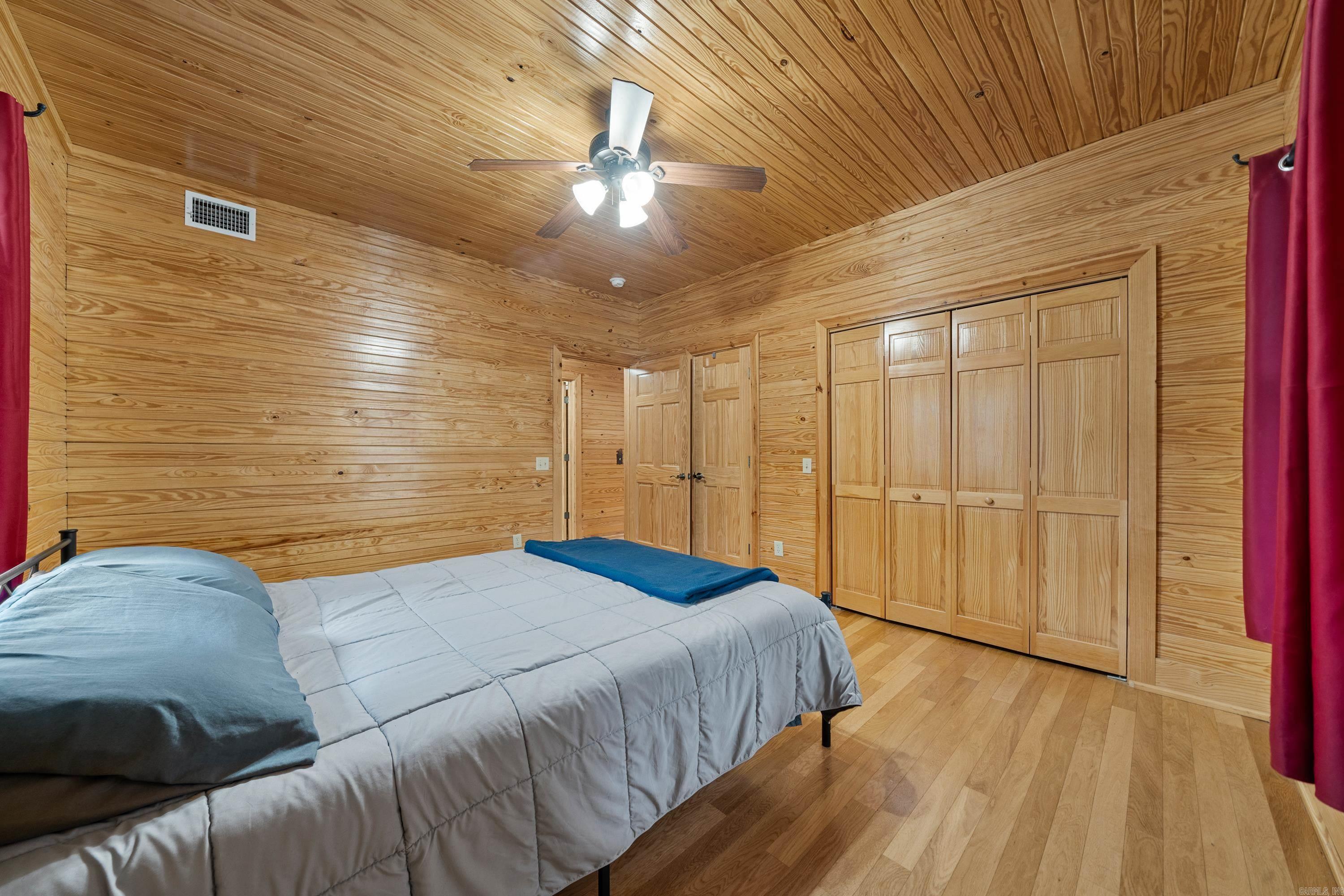 89  Woodland Springs  Mount Ida, AR