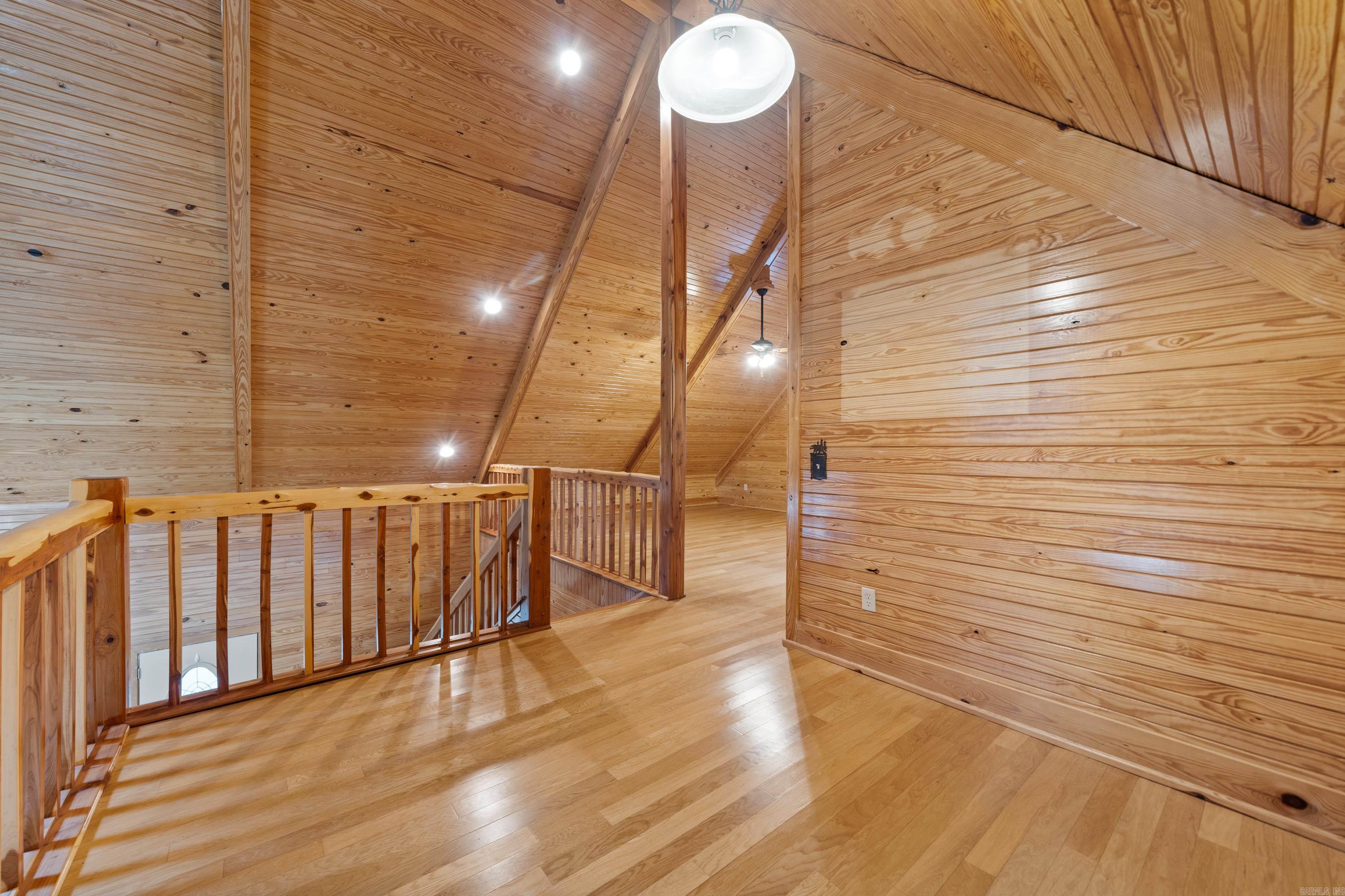 89  Woodland Springs  Mount Ida, AR