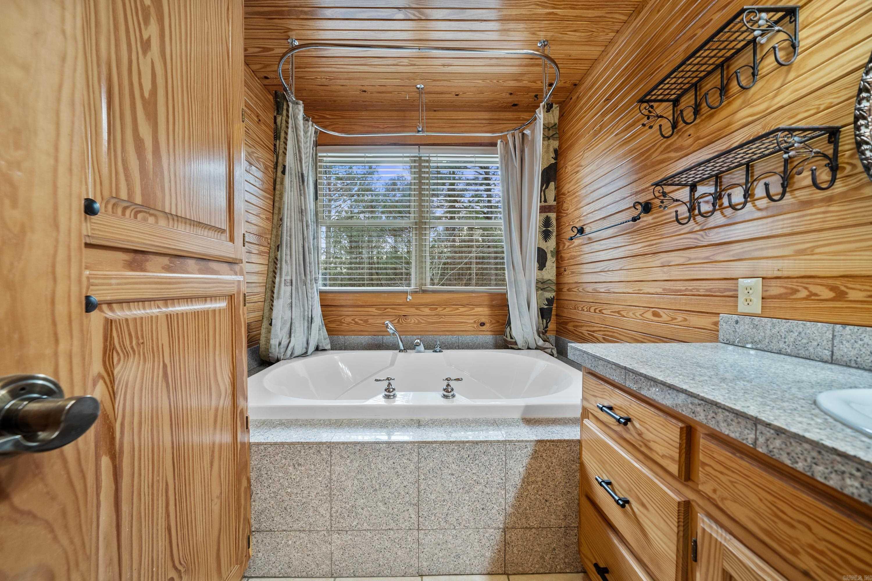 89  Woodland Springs  Mount Ida, AR