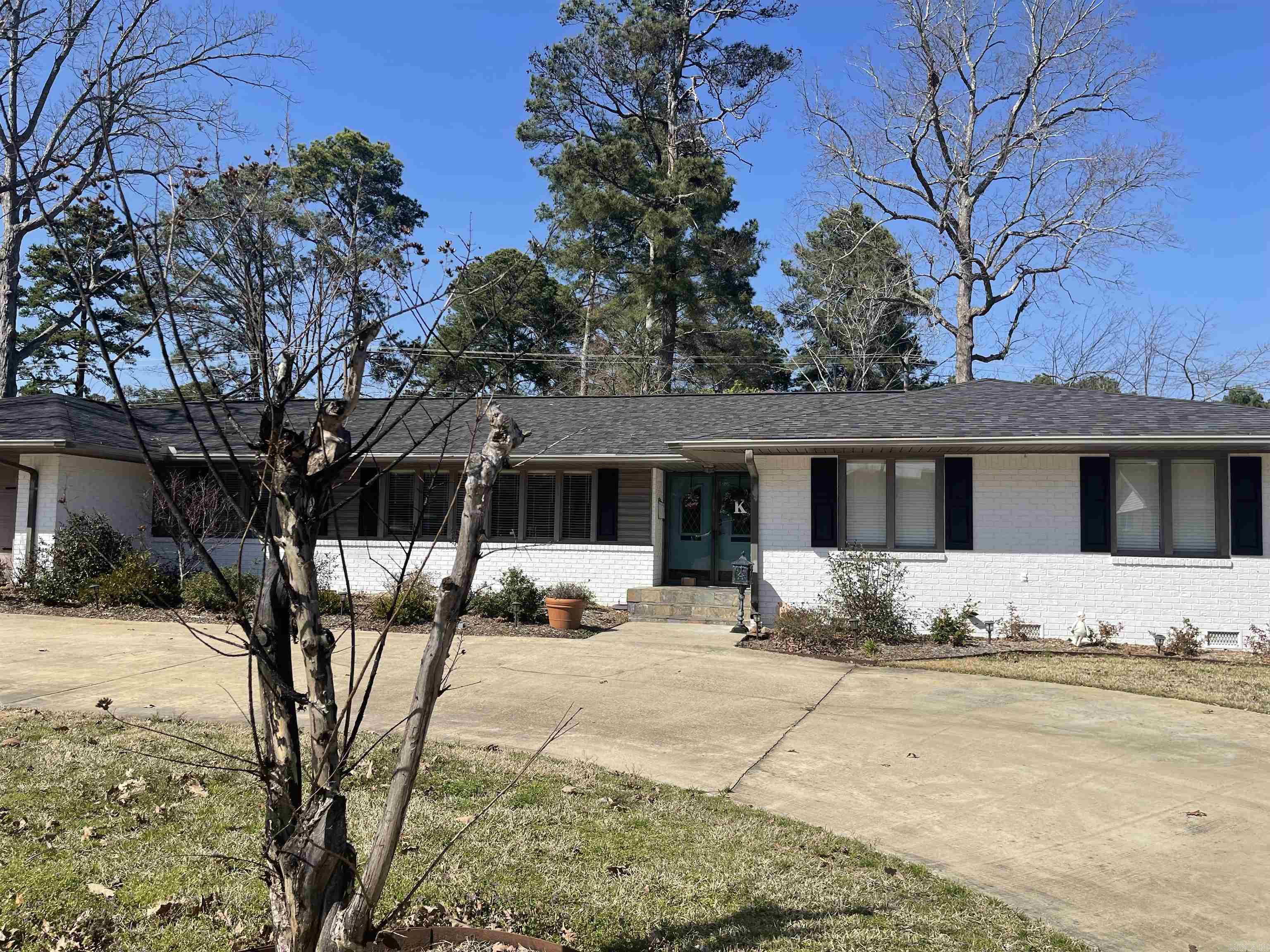 2000 W Oak  El Dorado, AR