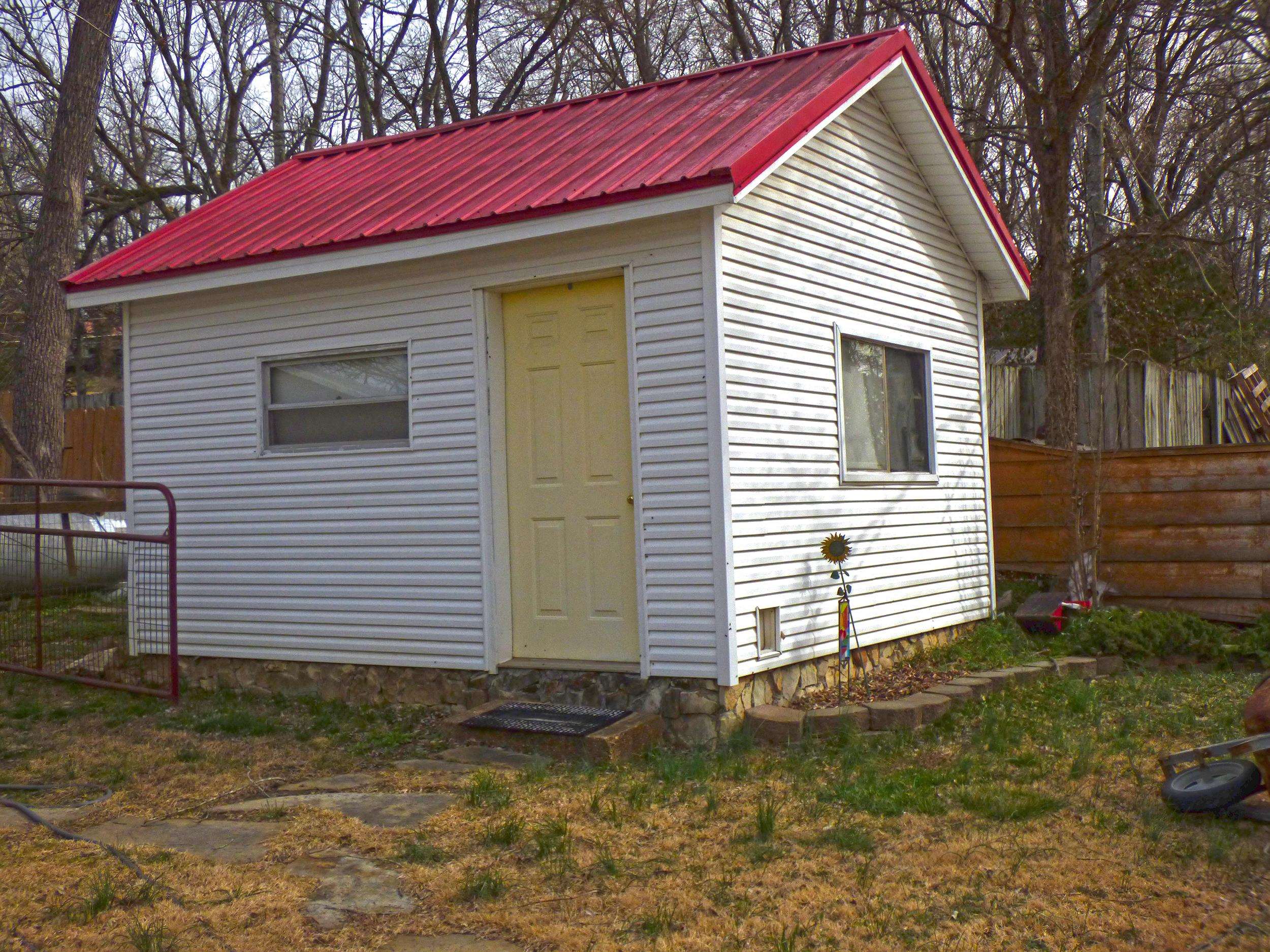 104 E Third  Hardy, AR