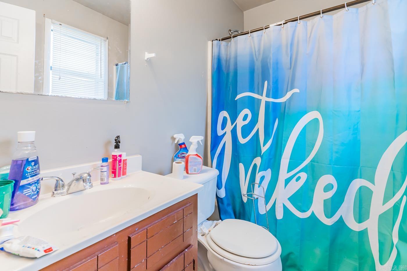 2807  Breezewood  Jonesboro, AR