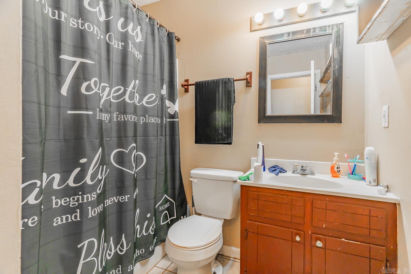 2807  Breezewood  Jonesboro, AR