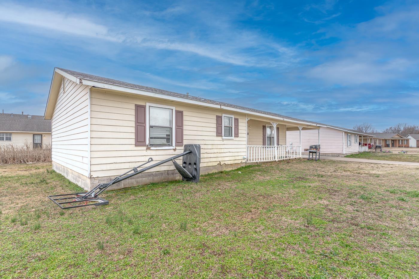 2807  Breezewood  Jonesboro, AR
