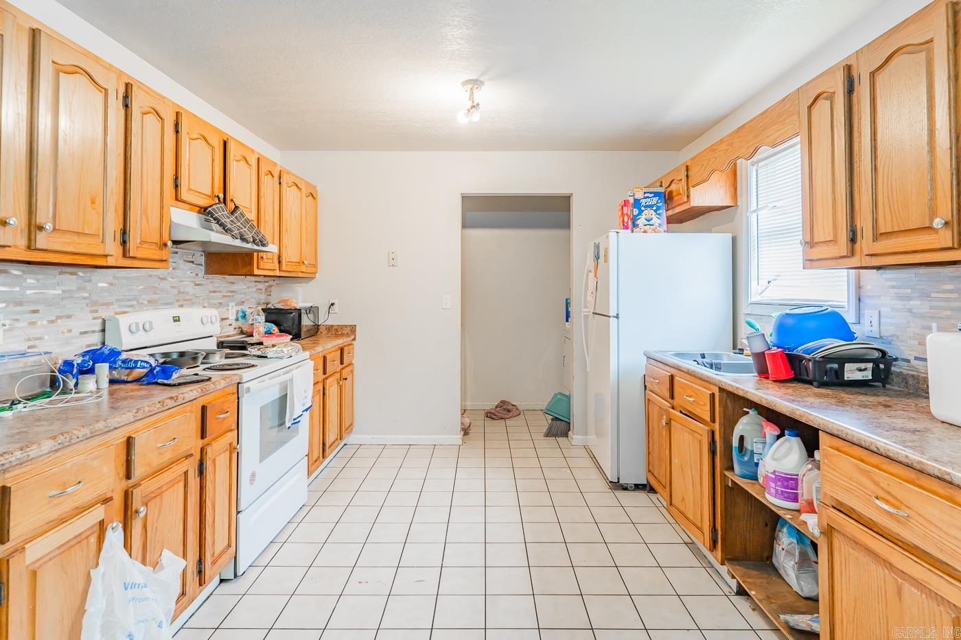 2807  Breezewood  Jonesboro, AR