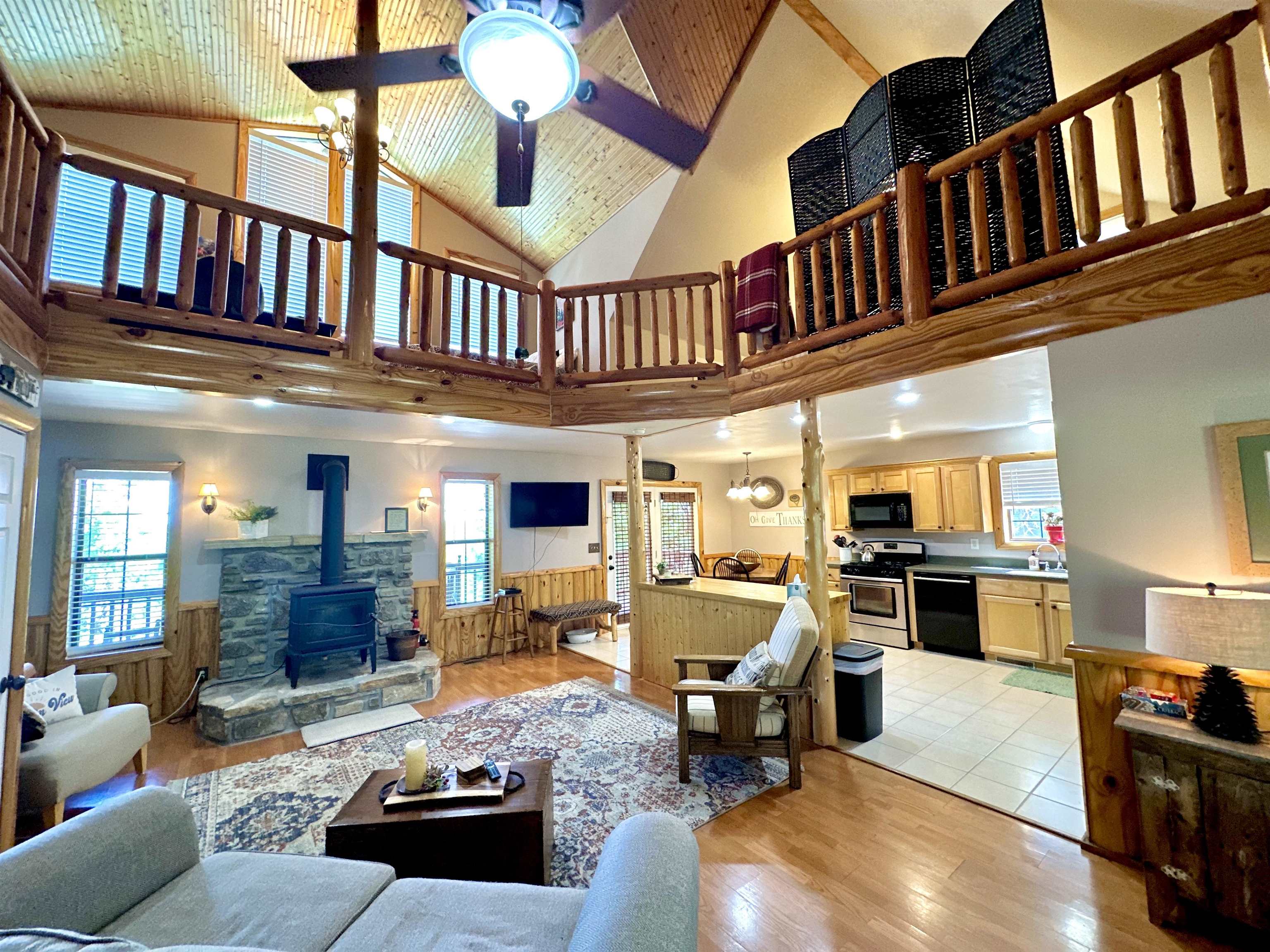 370  Black Bear Bluff  Mountain View, AR