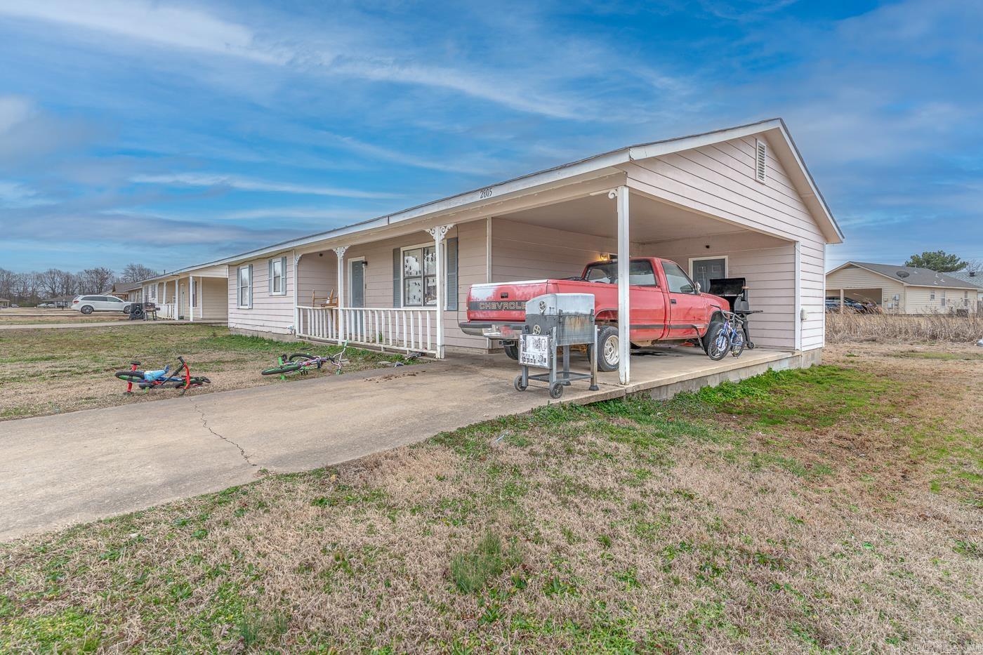 2805  Breezewood  Jonesboro, AR