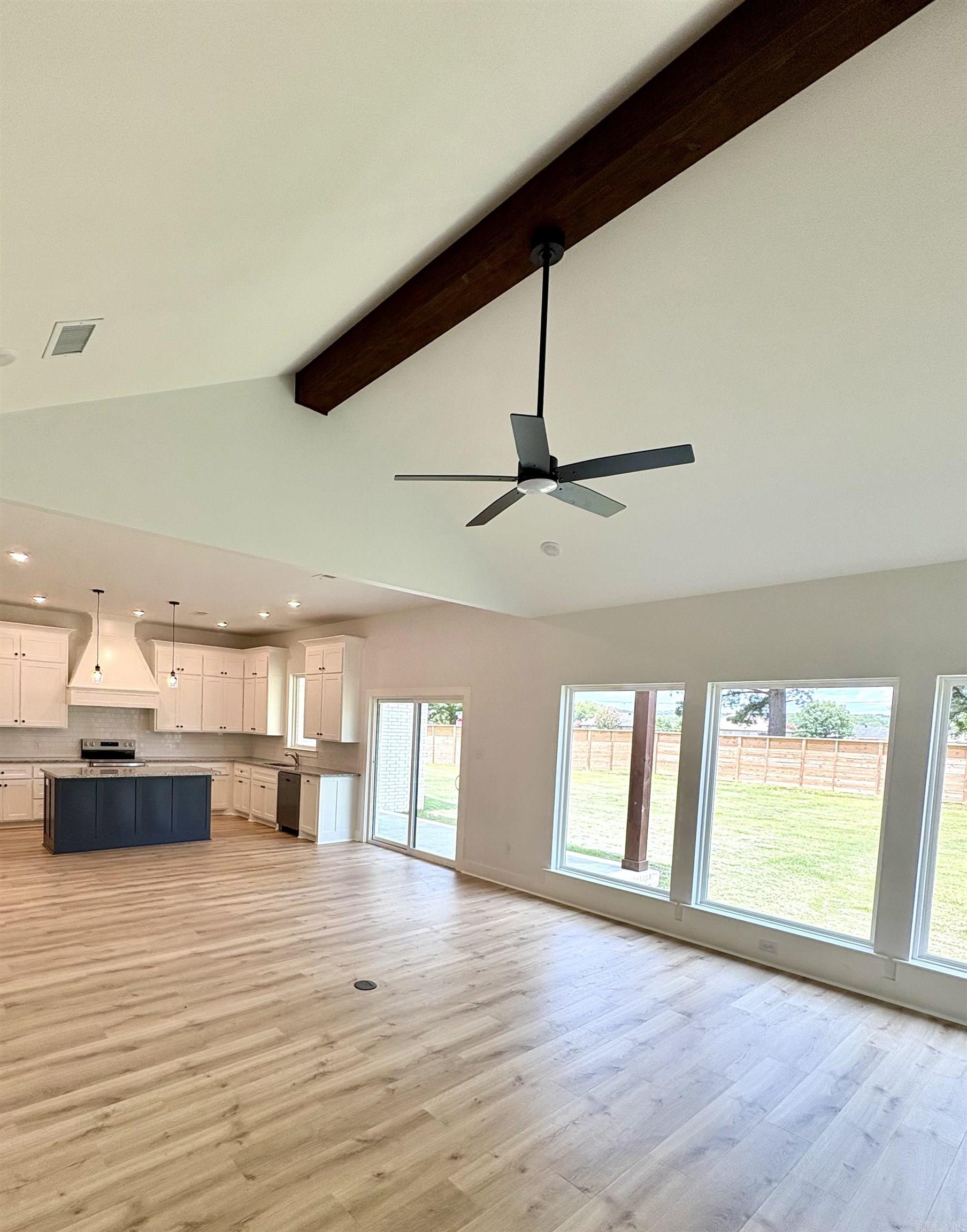 1 Dragonfly Cove Greenbrier, AR 72058