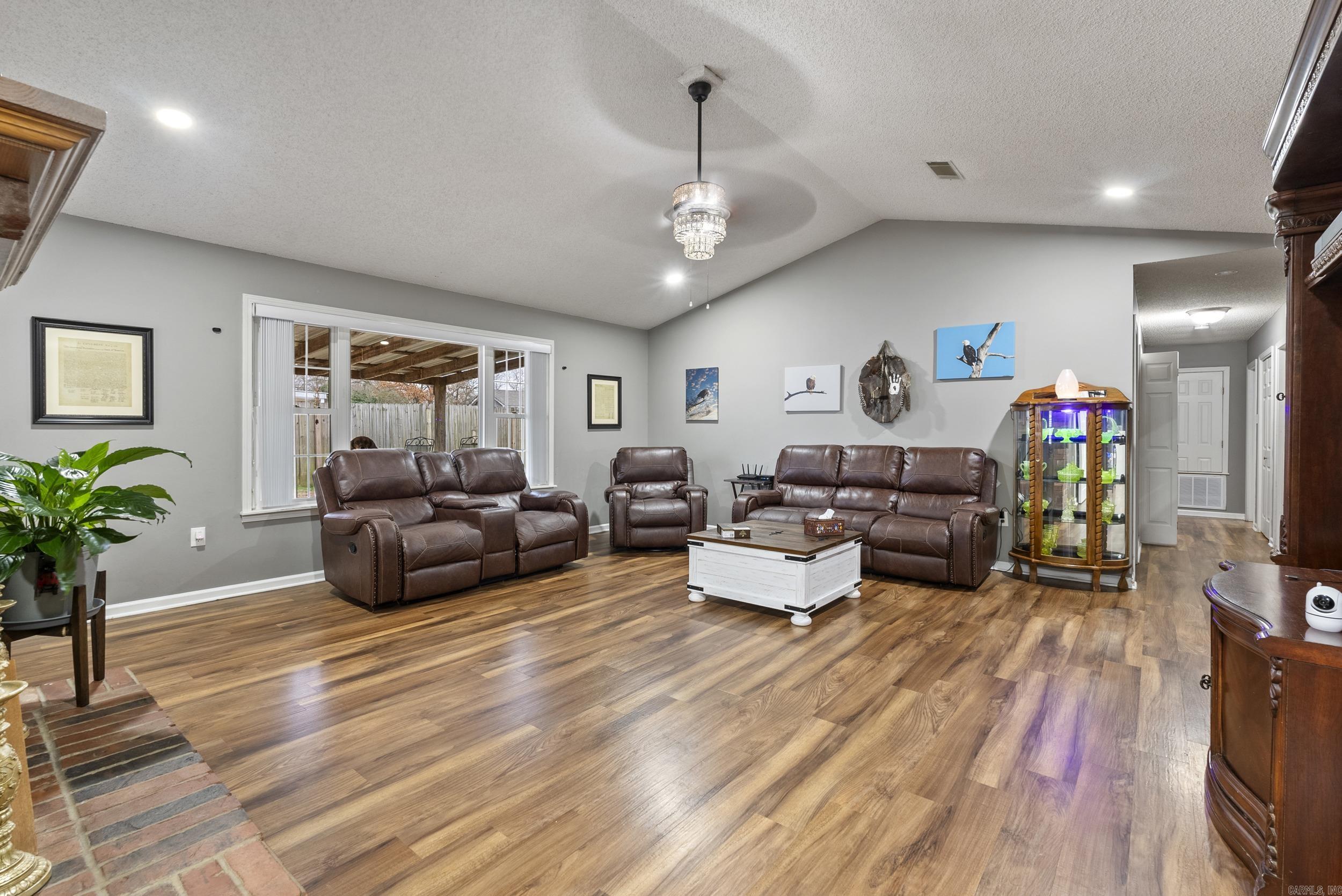 1915  Arrowhead Lane  Conway, AR