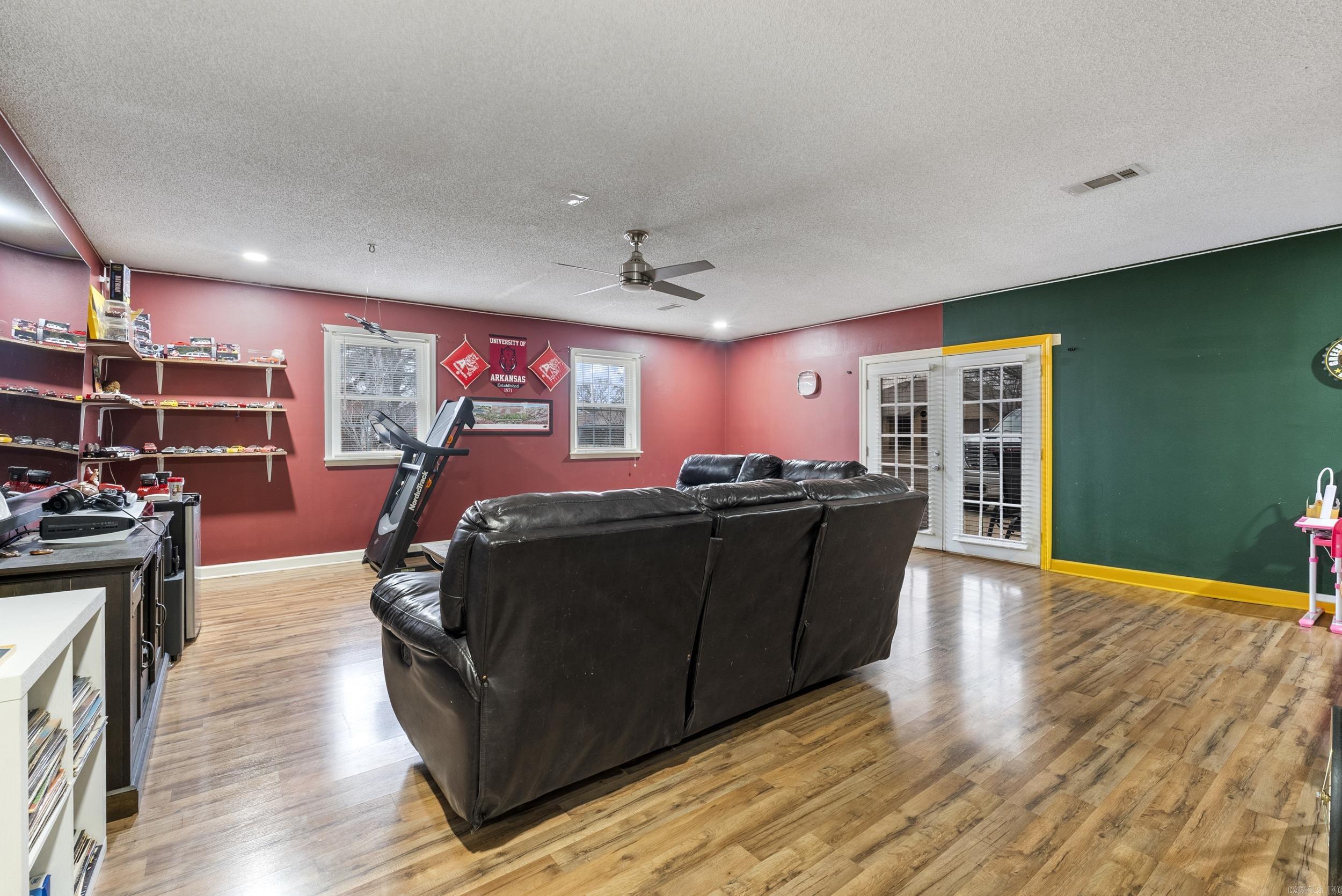 1915  Arrowhead Lane  Conway, AR