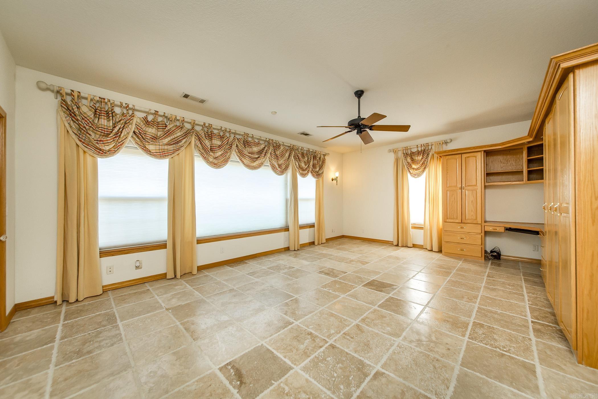 160  Fox Tail  Hot Springs, AR