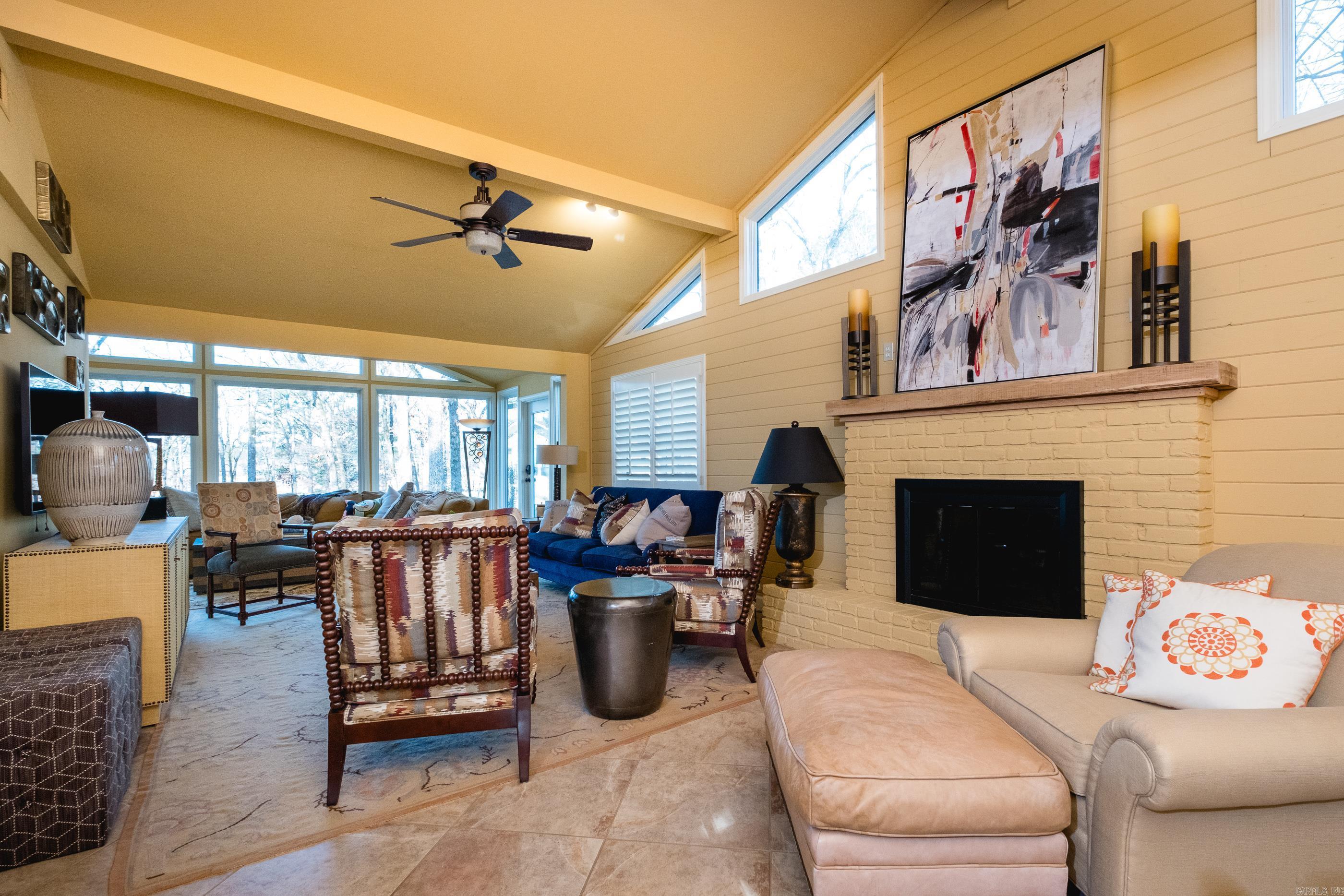 114  Tennyson  Greers Ferry, AR