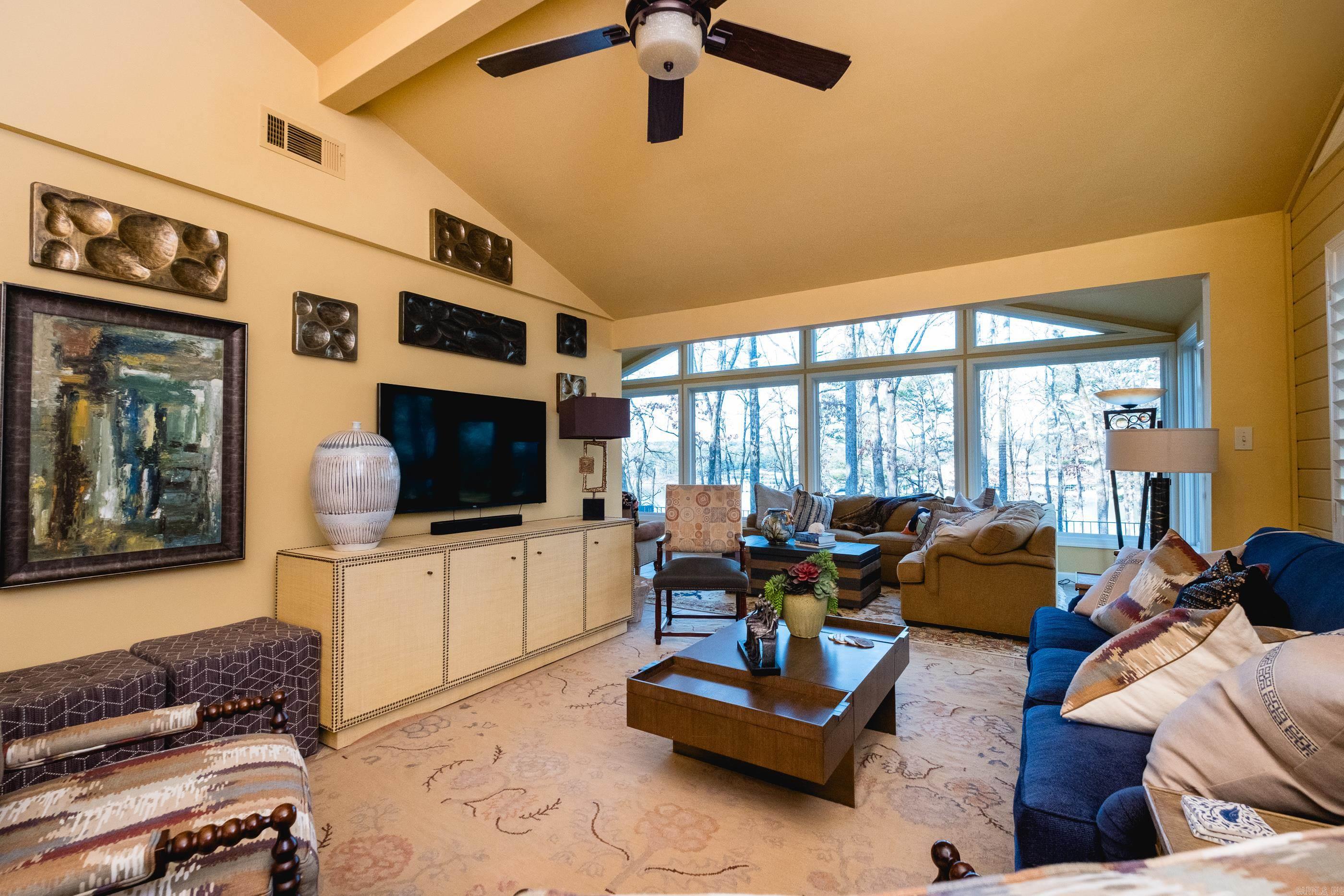 114  Tennyson  Greers Ferry, AR
