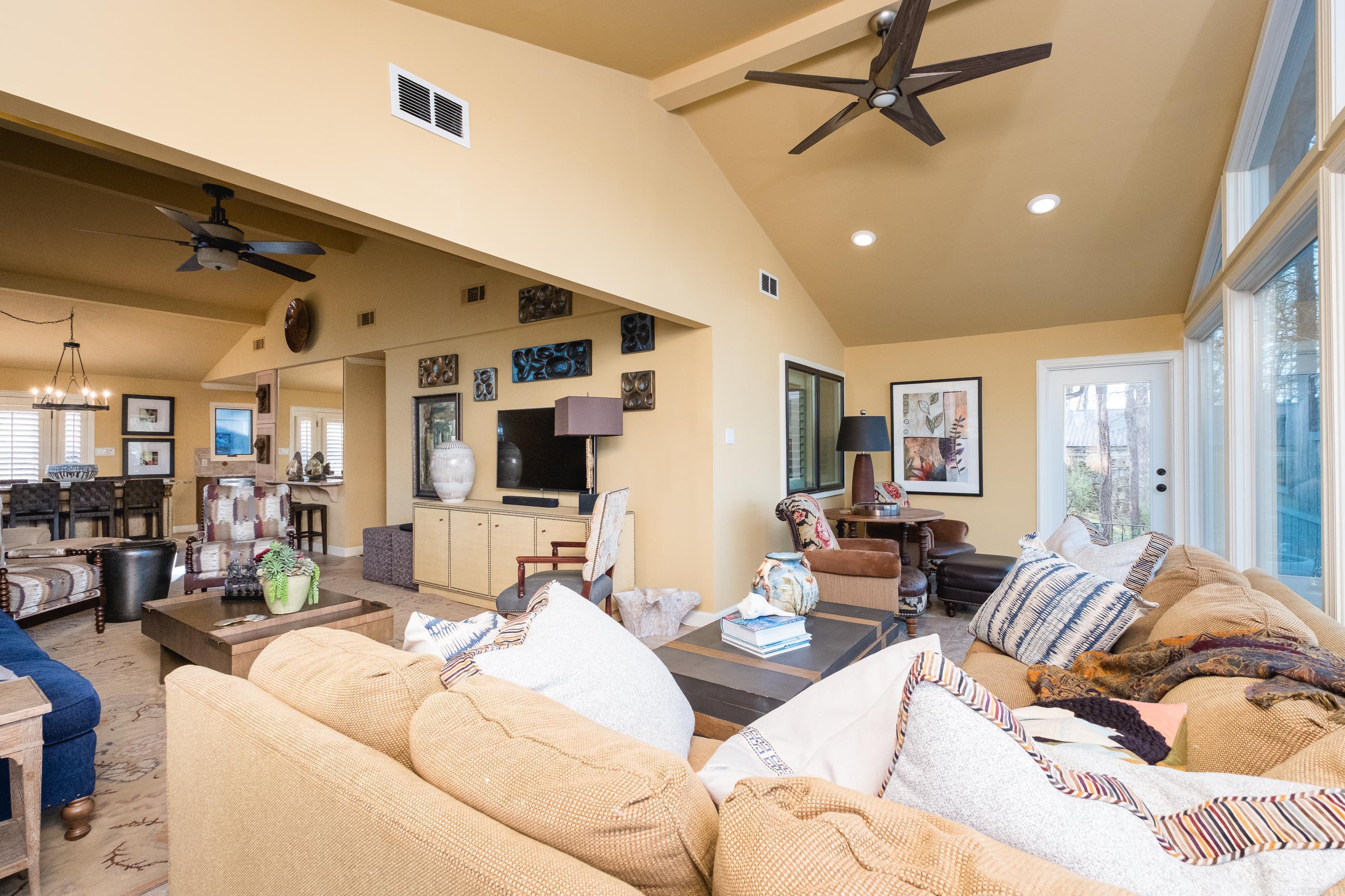 114  Tennyson  Greers Ferry, AR