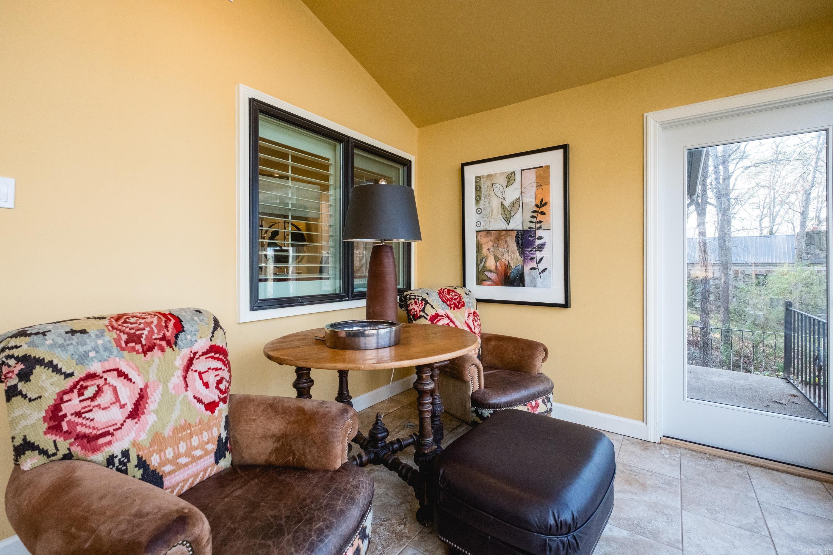 114  Tennyson  Greers Ferry, AR