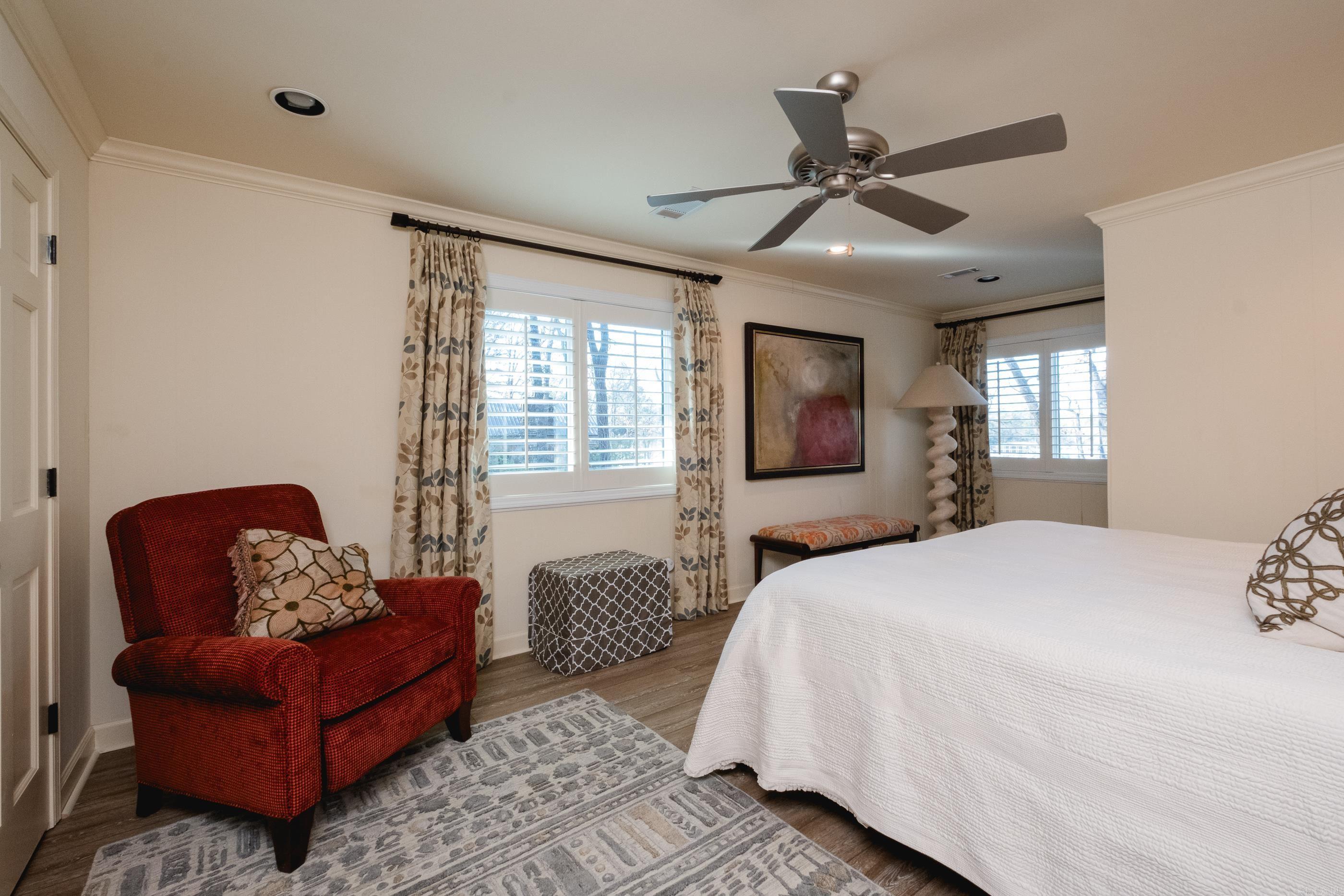 114  Tennyson  Greers Ferry, AR