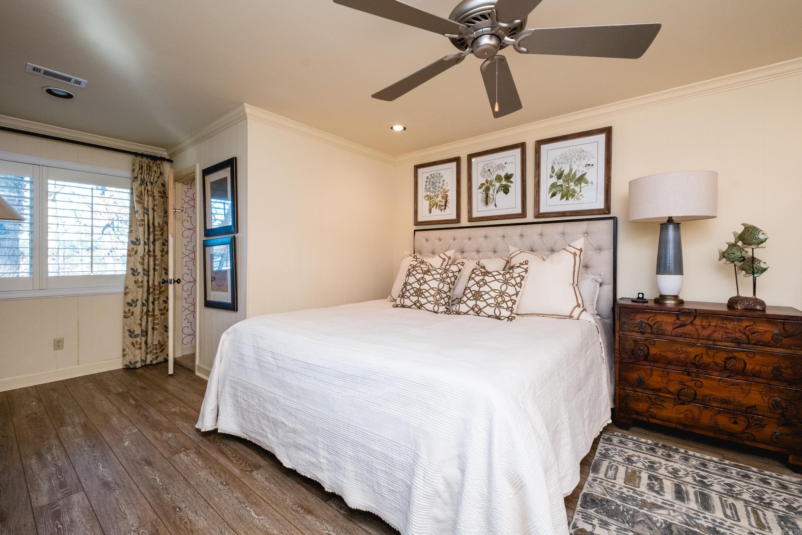 114  Tennyson  Greers Ferry, AR