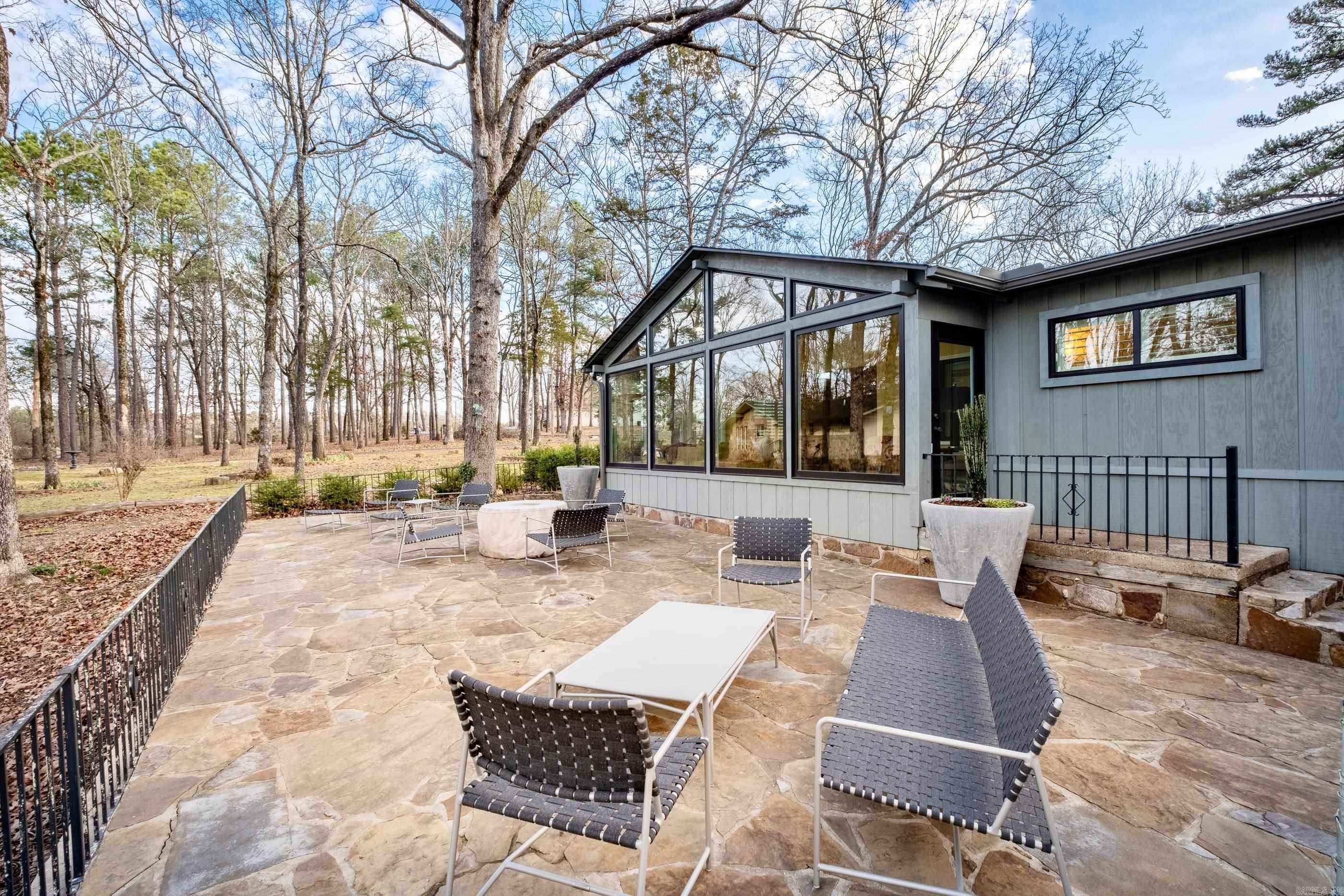 114  Tennyson  Greers Ferry, AR