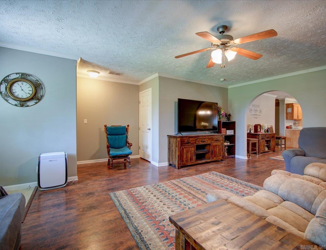 97 Acorn Hollow Ln Pine Bluff, AR 71603