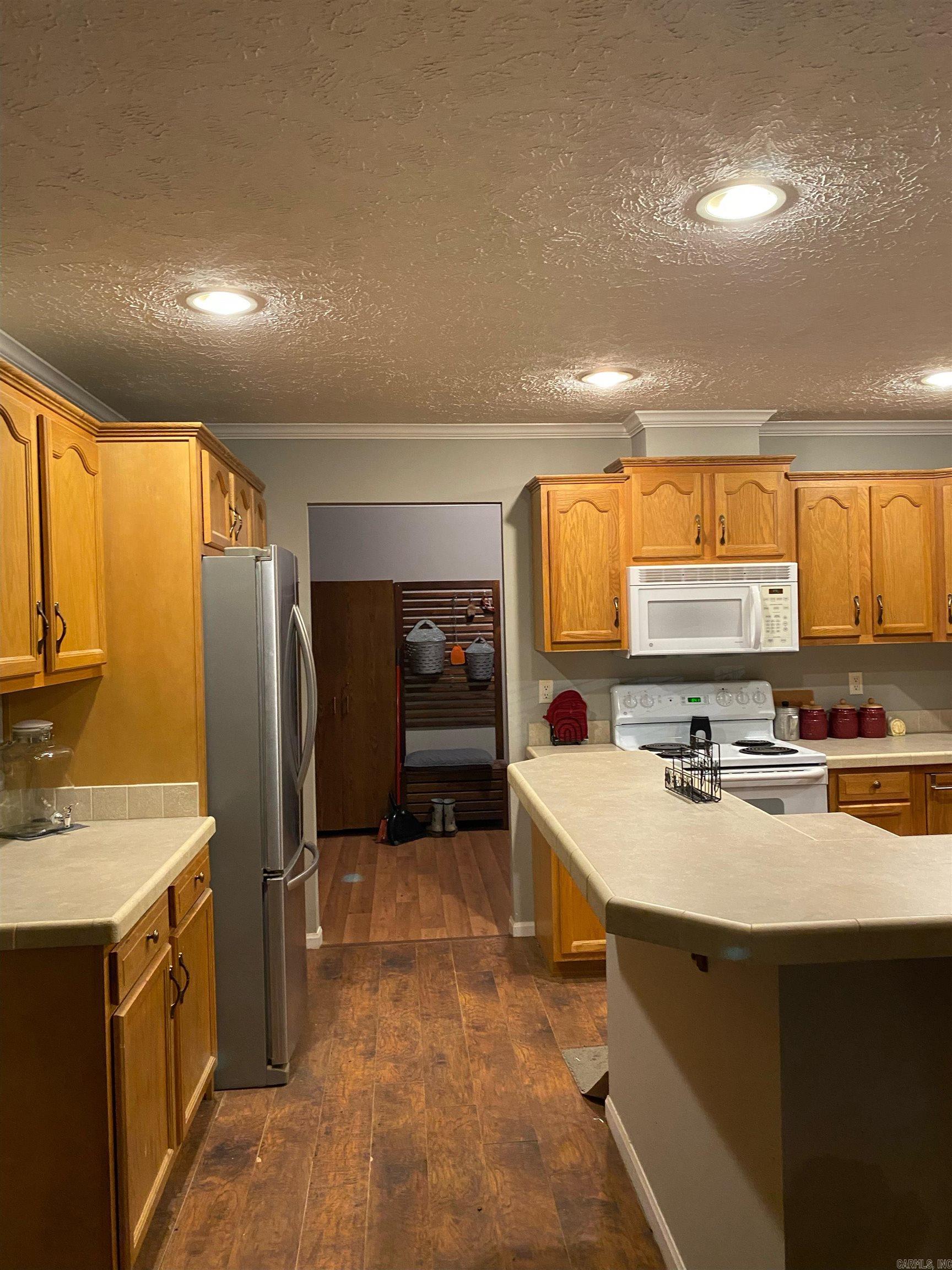 97 Acorn Hollow Ln  Pine Bluff, AR