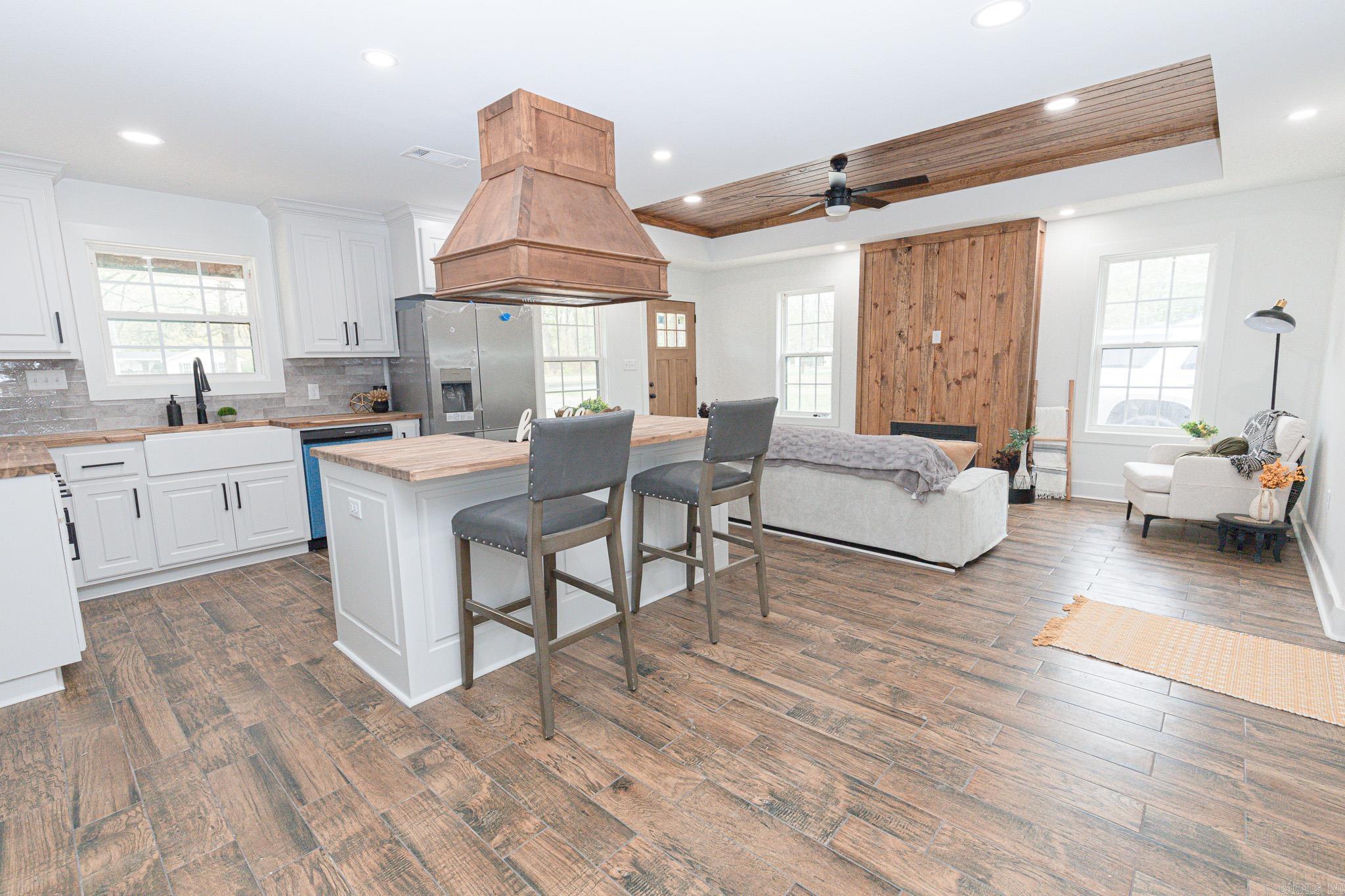 8101 Sulphur Springs  Pine Bluff, AR