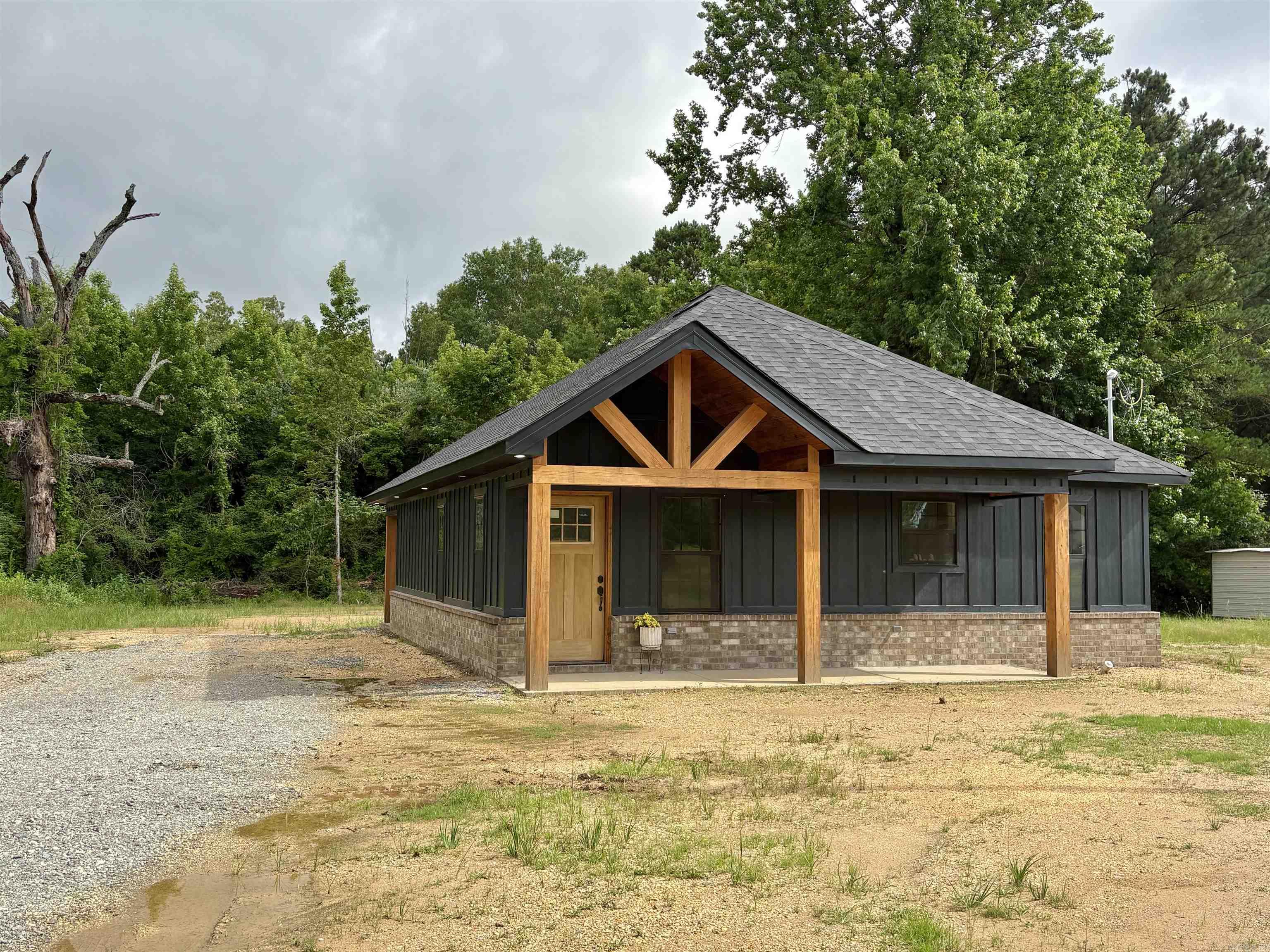 8101 Sulphur Springs  Pine Bluff, AR