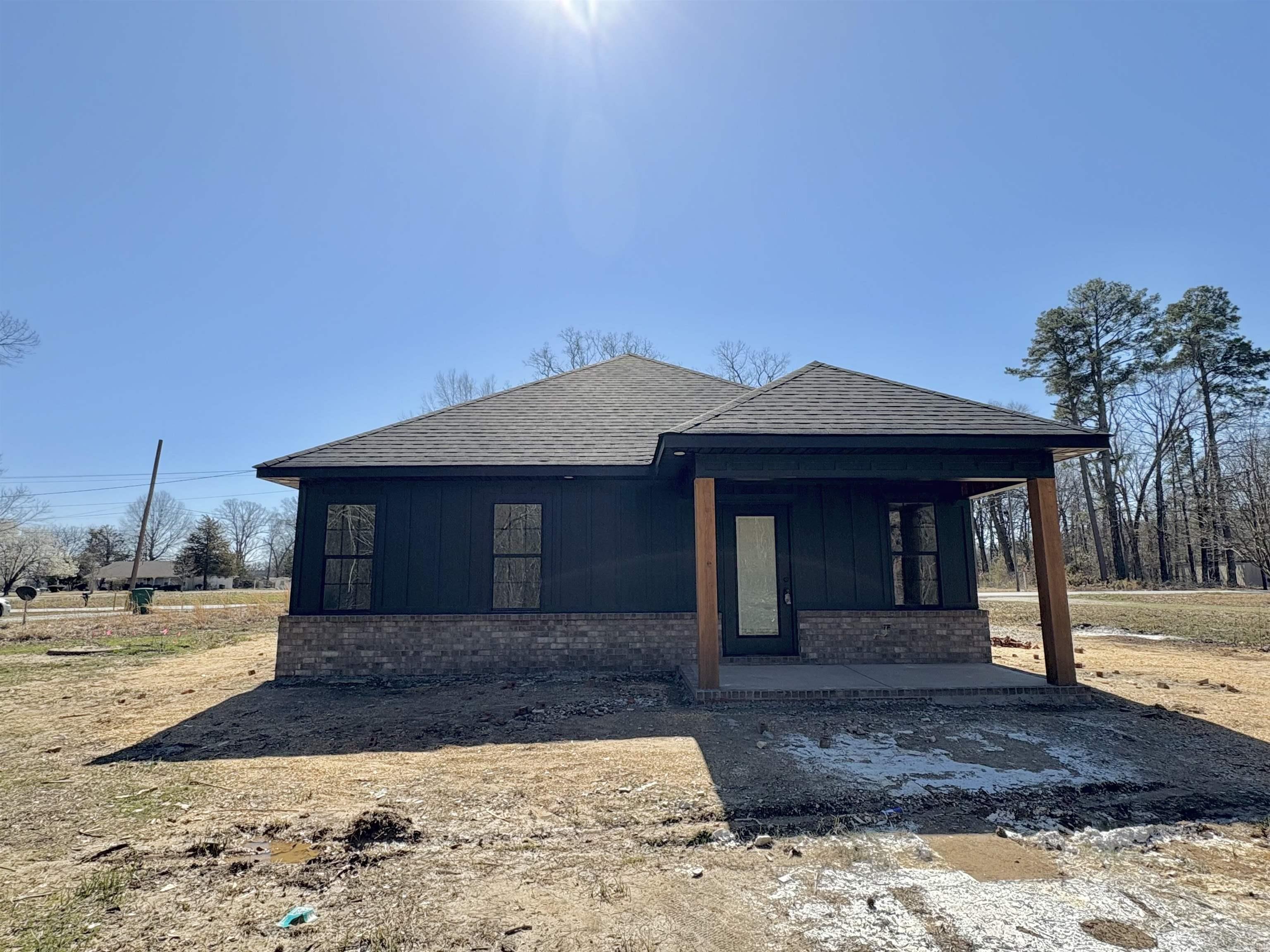 8101  Sulphur Springs  Pine Bluff, AR