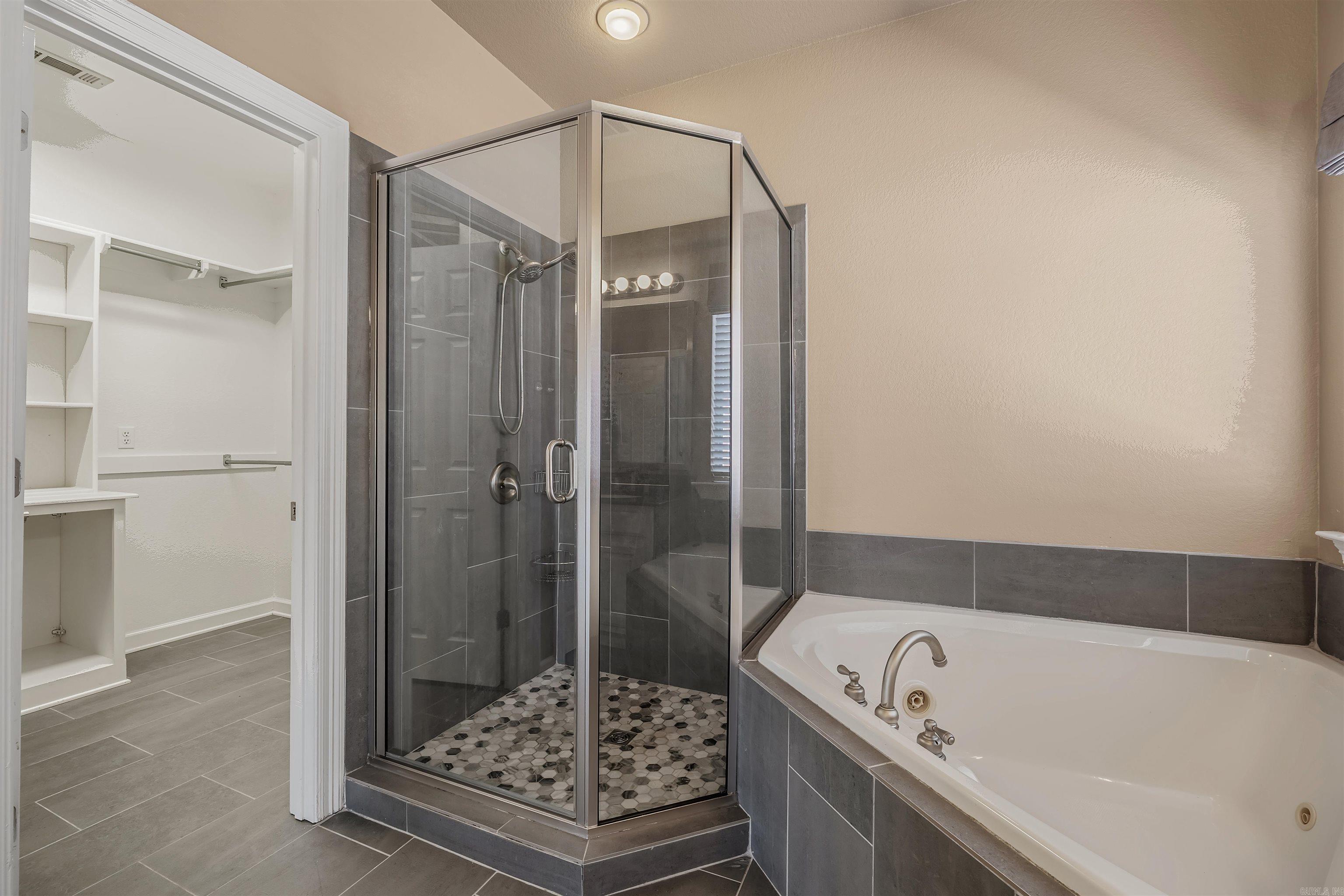 7136 E Ridge  Sherwood, AR