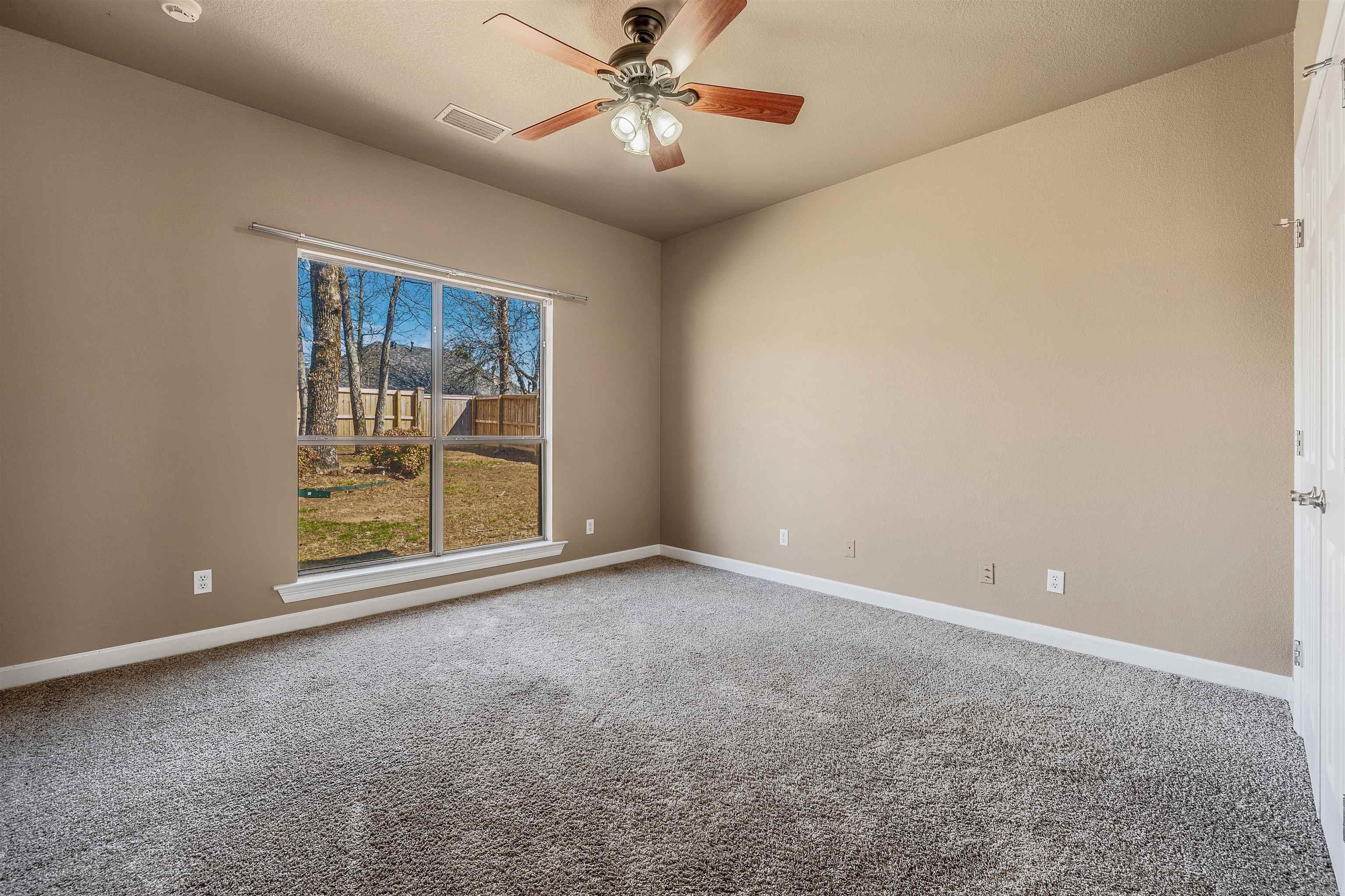 7136 E Ridge  Sherwood, AR
